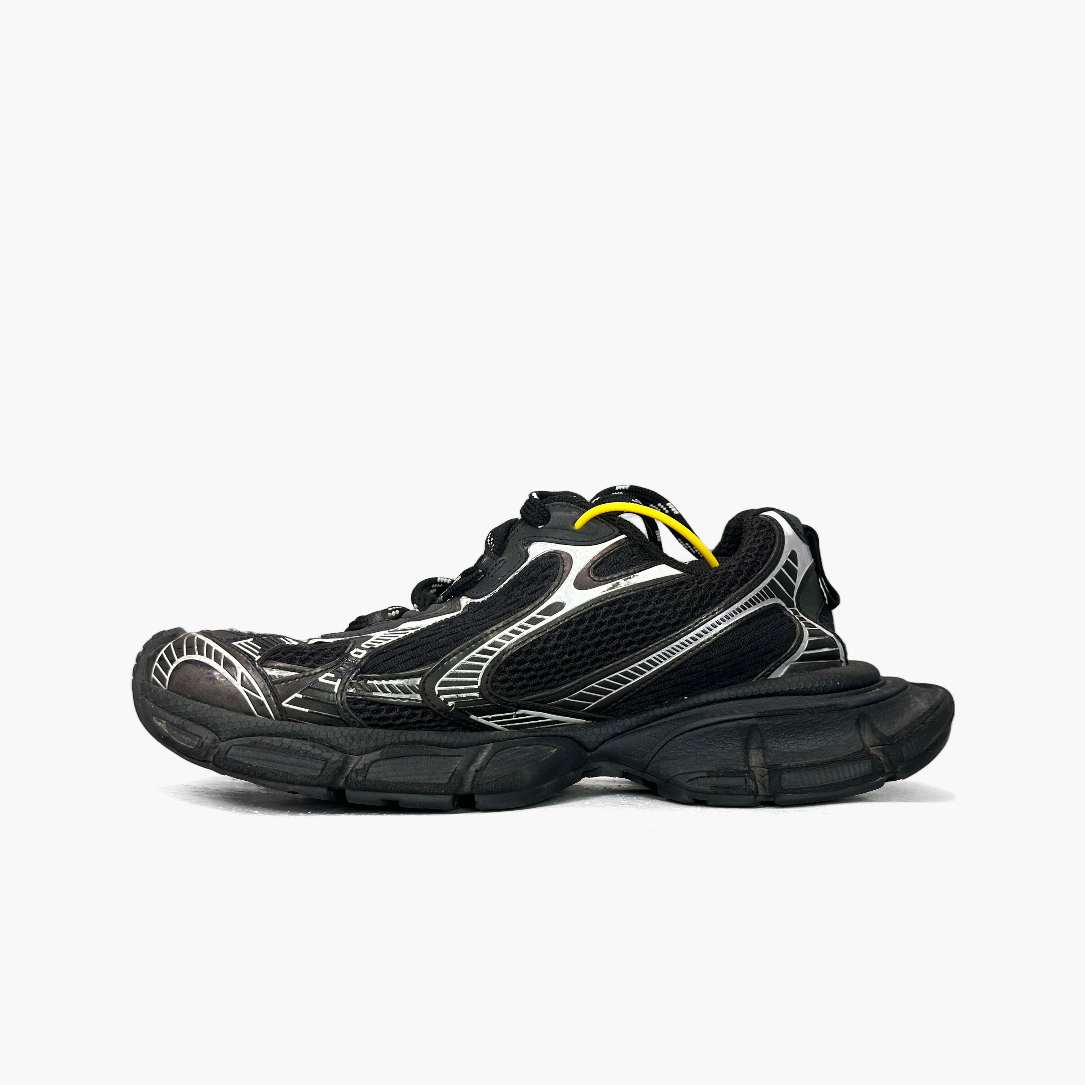 Balenciaga Balenciaga Distressed 3XL Sneakers 41 Size US 8 / EU 41 - 4 Thumbnail