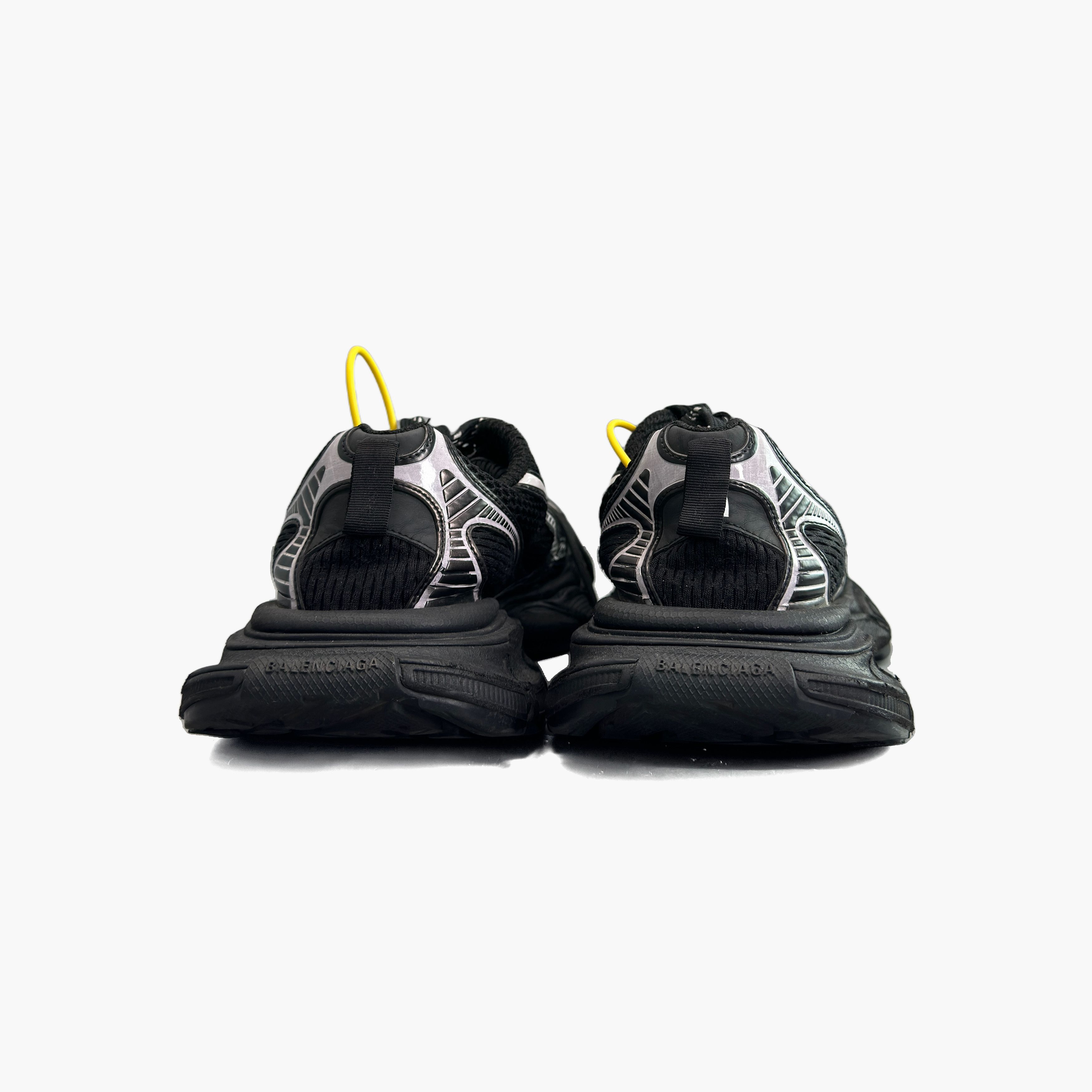 Balenciaga Balenciaga Distressed 3XL Sneakers 41 Size US 8 / EU 41 - 7 Thumbnail