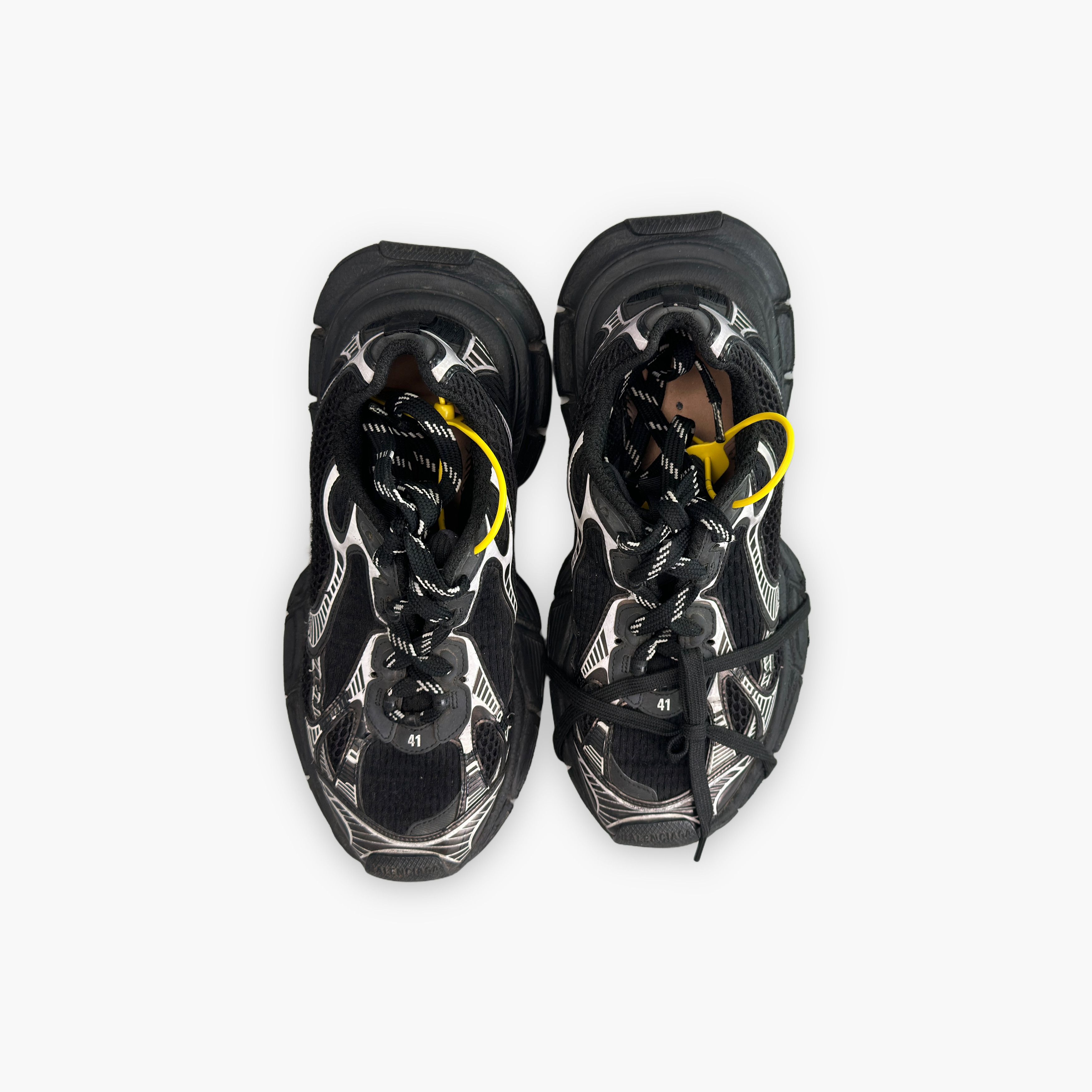 Balenciaga Balenciaga Distressed 3XL Sneakers 41 Size US 8 / EU 41 - 10 Thumbnail