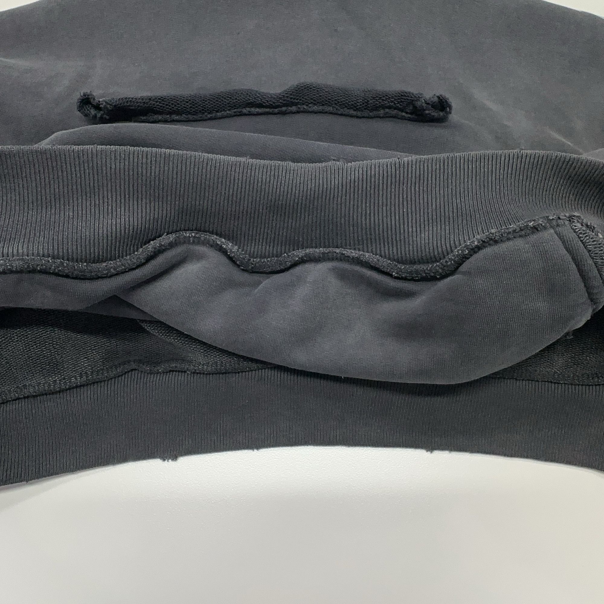 Balenciaga Balenciaga Gaffer Tape Logo Hoodie Size M Size US M / EU 48-50 / 2 - 9 Thumbnail