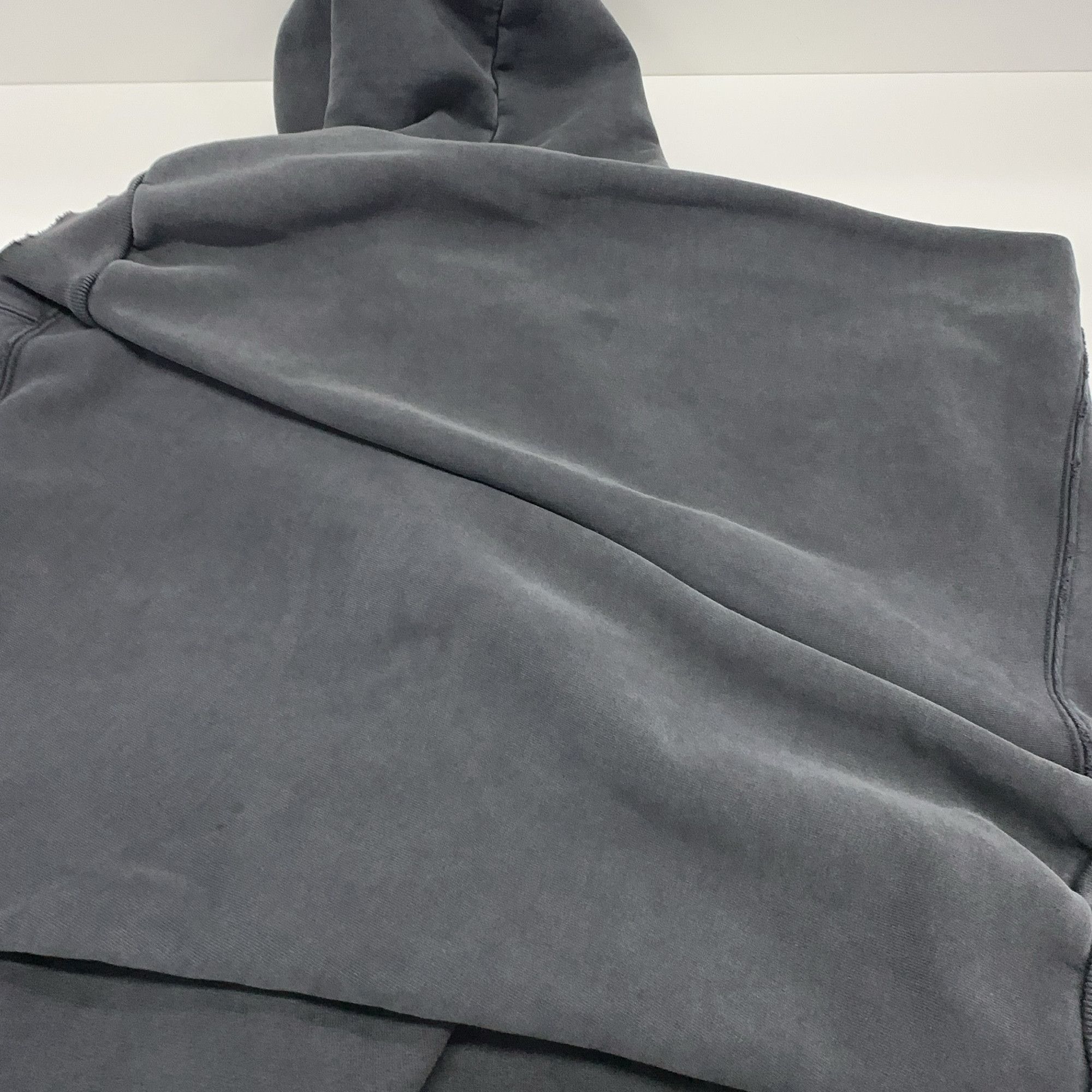 Balenciaga Balenciaga Gaffer Tape Logo Hoodie Size M Size US M / EU 48-50 / 2 - 12 Thumbnail