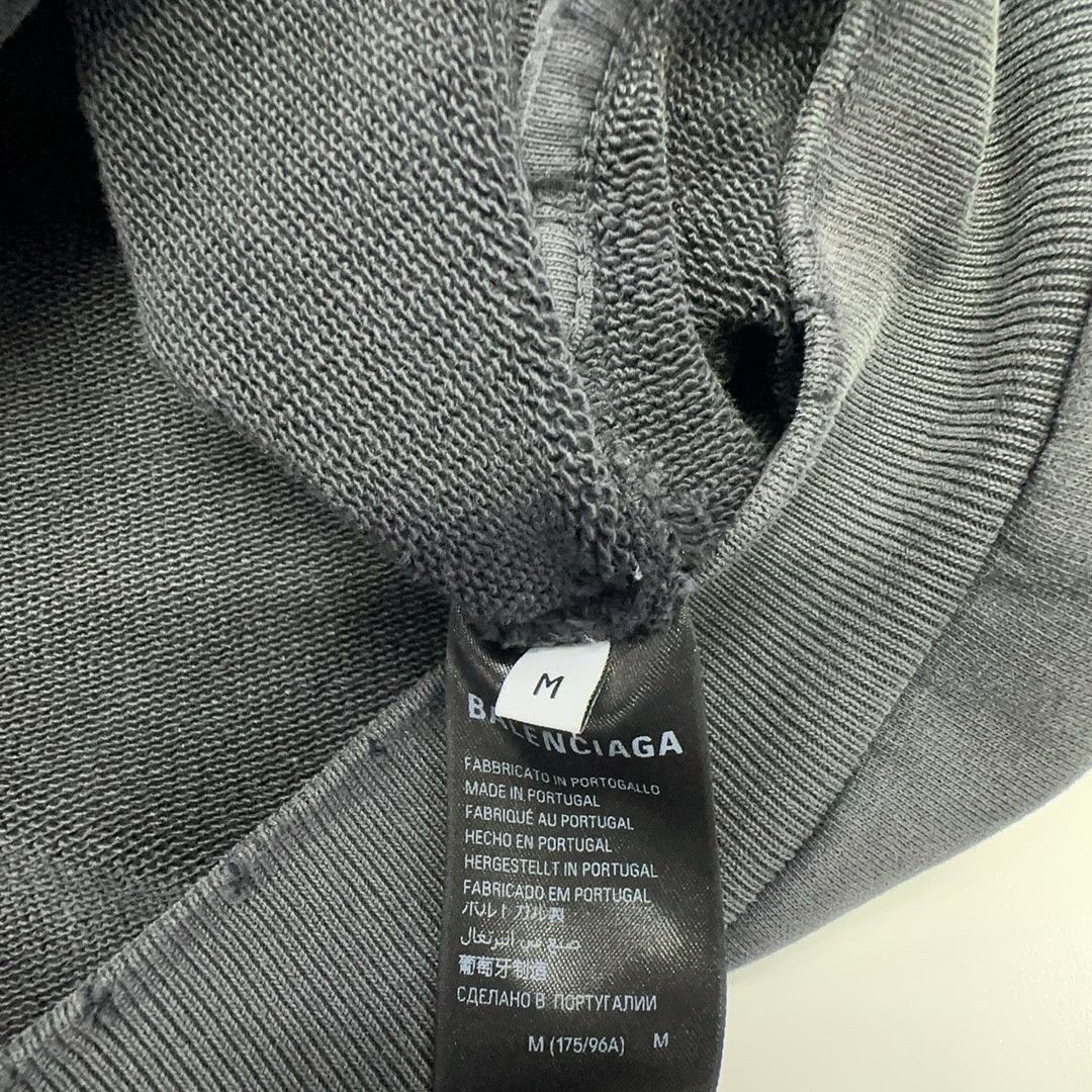 Balenciaga Balenciaga Gaffer Tape Logo Hoodie Size M Size US M / EU 48-50 / 2 - 4 Thumbnail