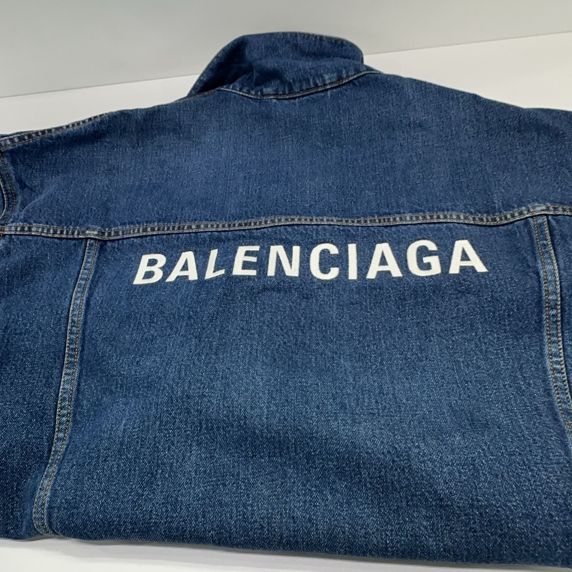 Balenciaga Balenciaga Embroidered Logo Denim Jacket 40 Size M / US 6-8 / IT 42-44 - 11 Thumbnail