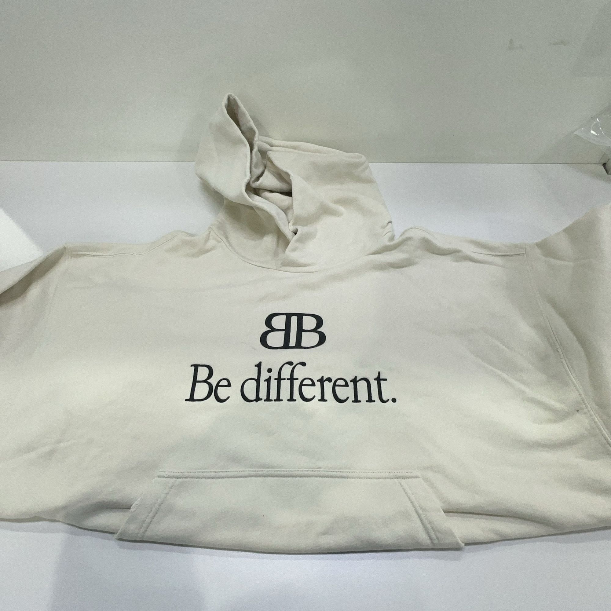 Balenciaga Balenciaga Be Different Print Hoodie Size L Size US L / EU 52-54 / 3 - 6 Thumbnail