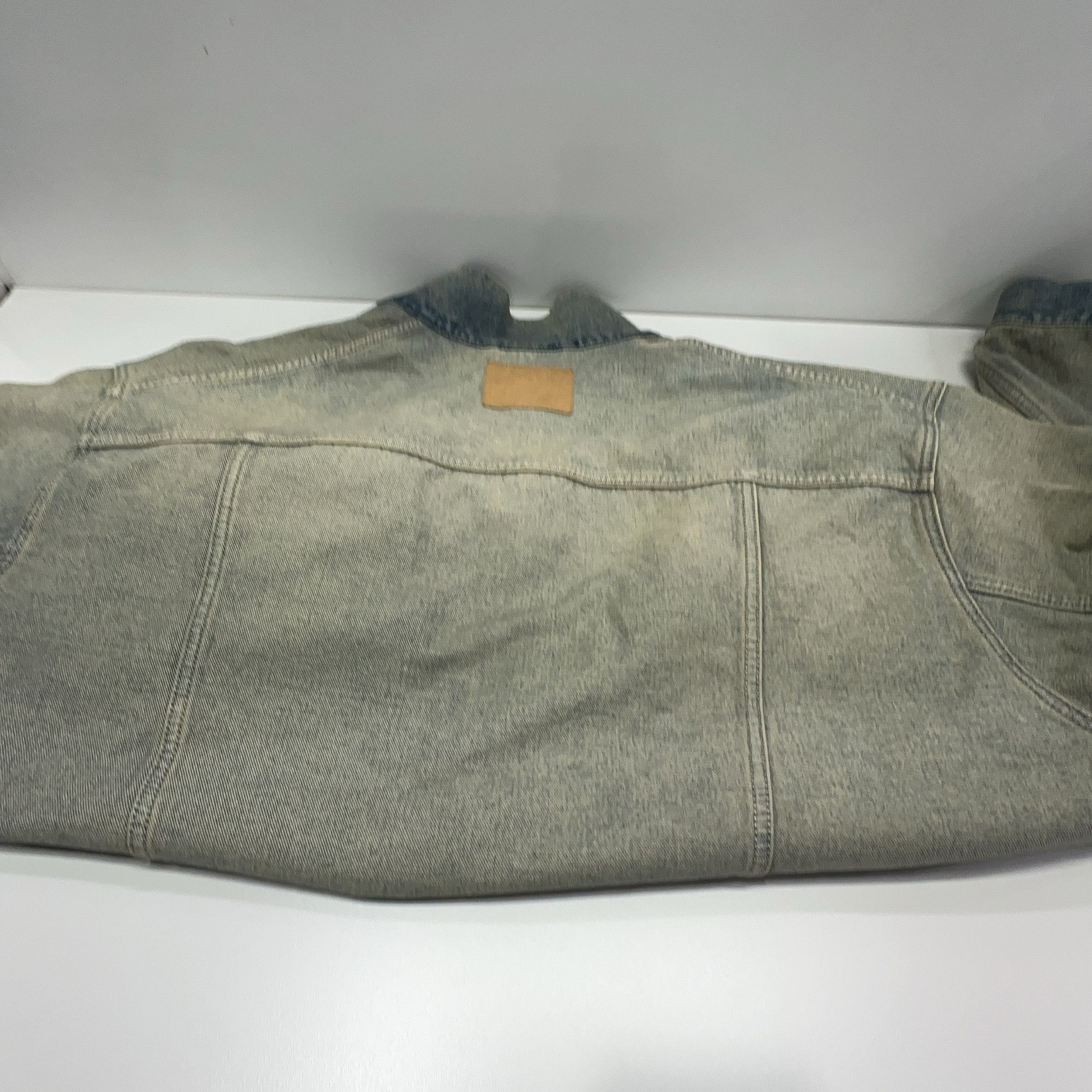 Balenciaga Balenciaga Distressed Logo Patch Denim Jacket 1 Size US S / EU 44-46 / 1 - 7 Thumbnail