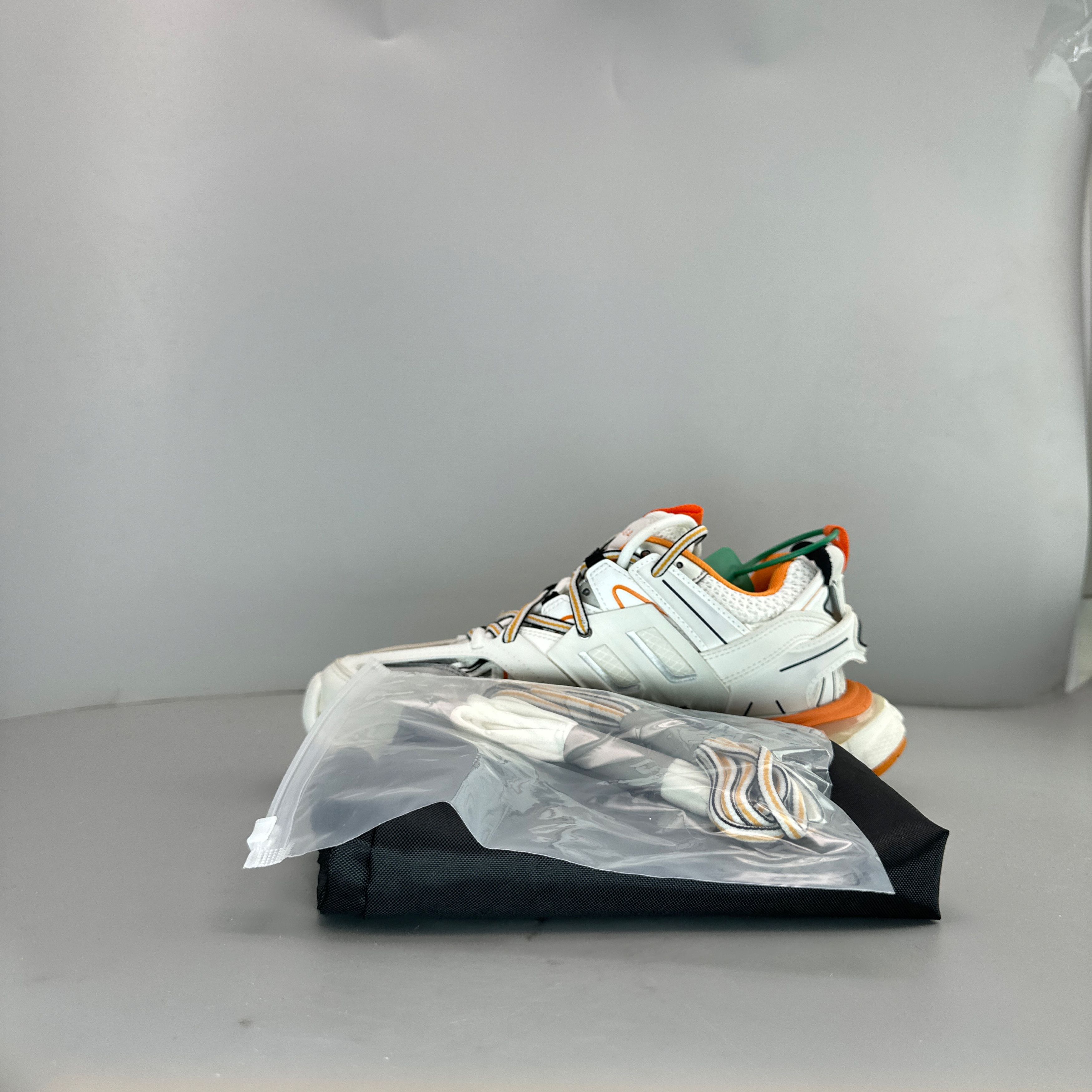 Balenciaga Balenciaga Track Orange White Sneakers 38 Size US 8 / IT 38 - 11 Thumbnail