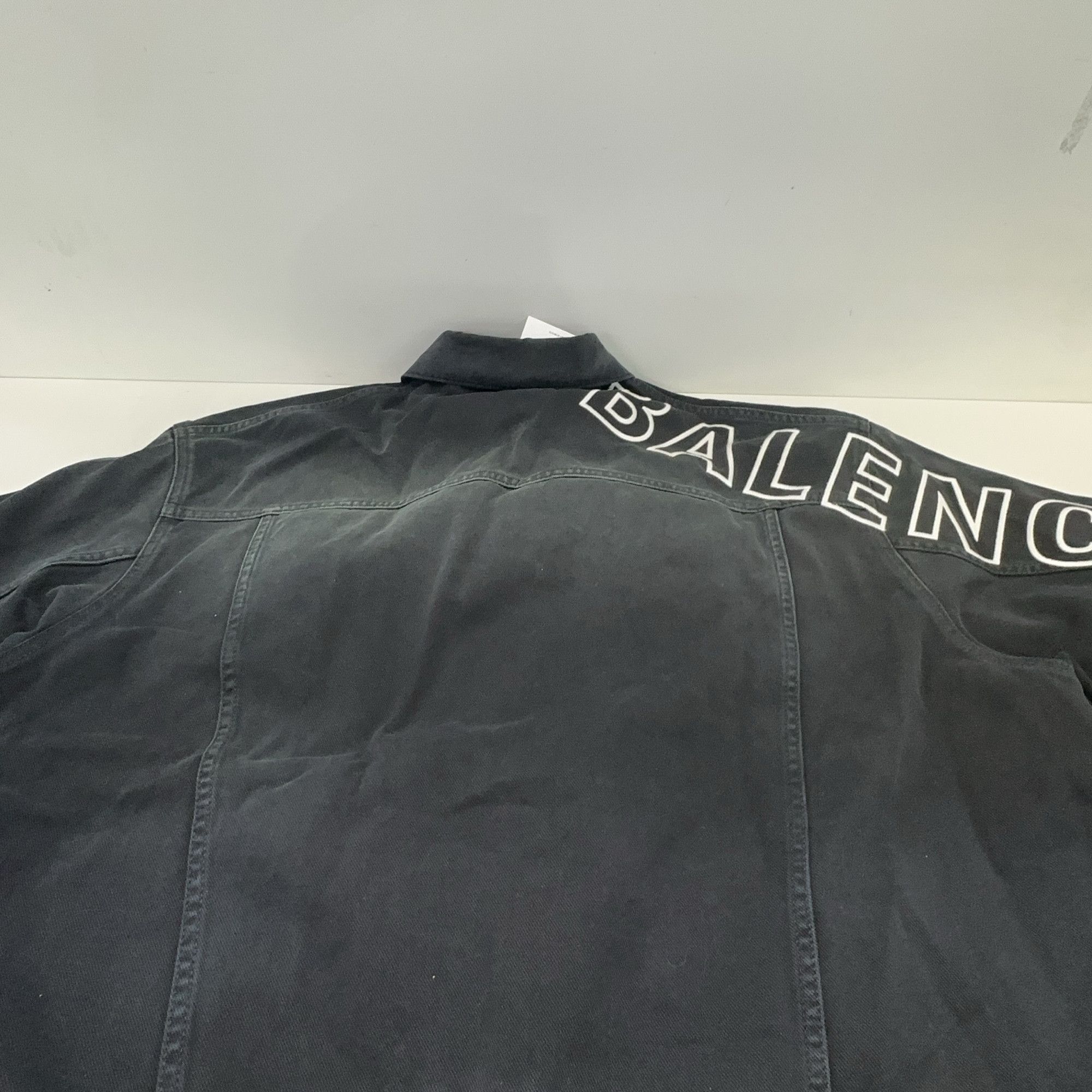 Balenciaga Balenciaga Logo Print Denim Jacket XS Size US XS / EU 42 / 0 - 13 Thumbnail