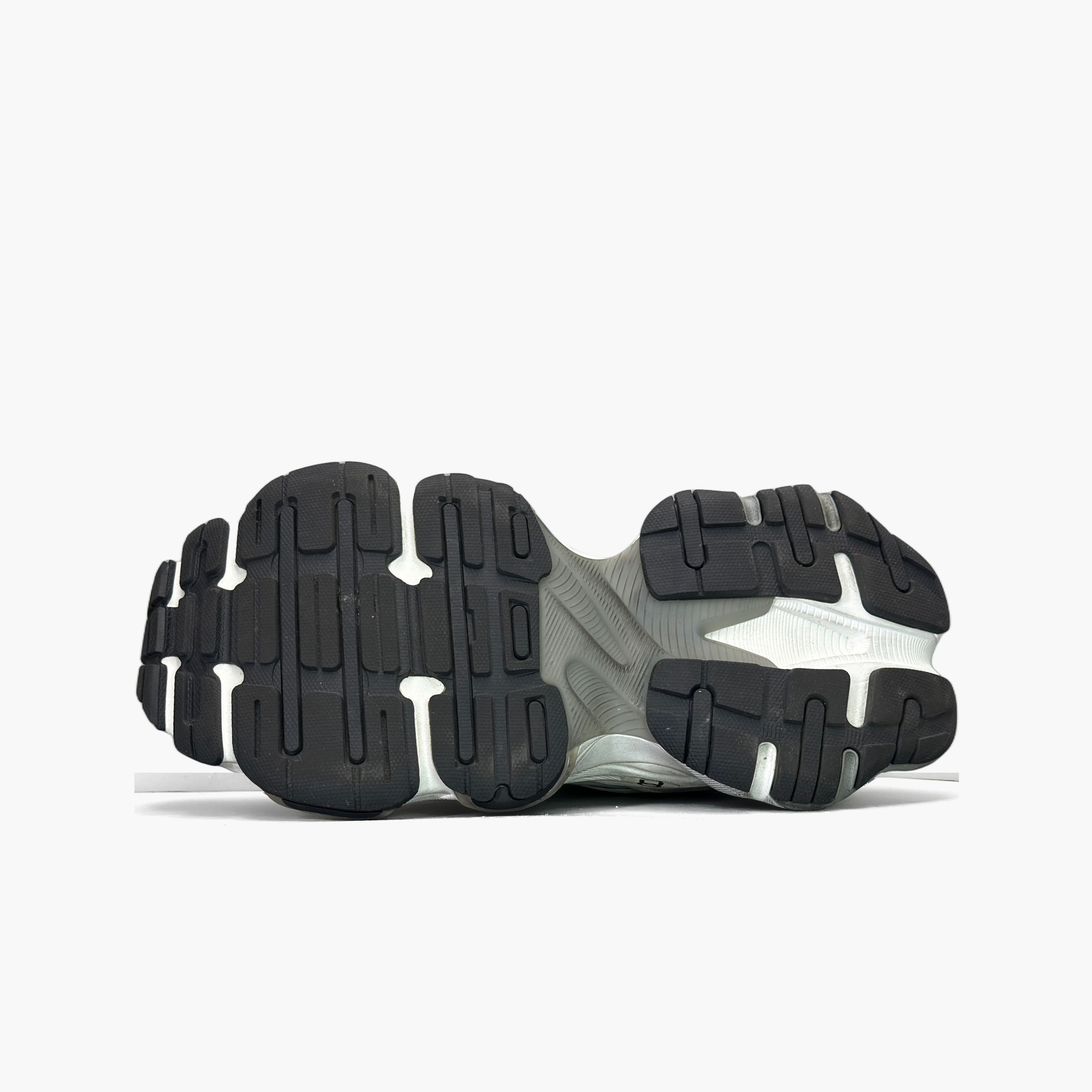 Balenciaga Balenciaga Cargo Low-Top Sneakers 44 Size US 11 / EU 44 - 9 Thumbnail