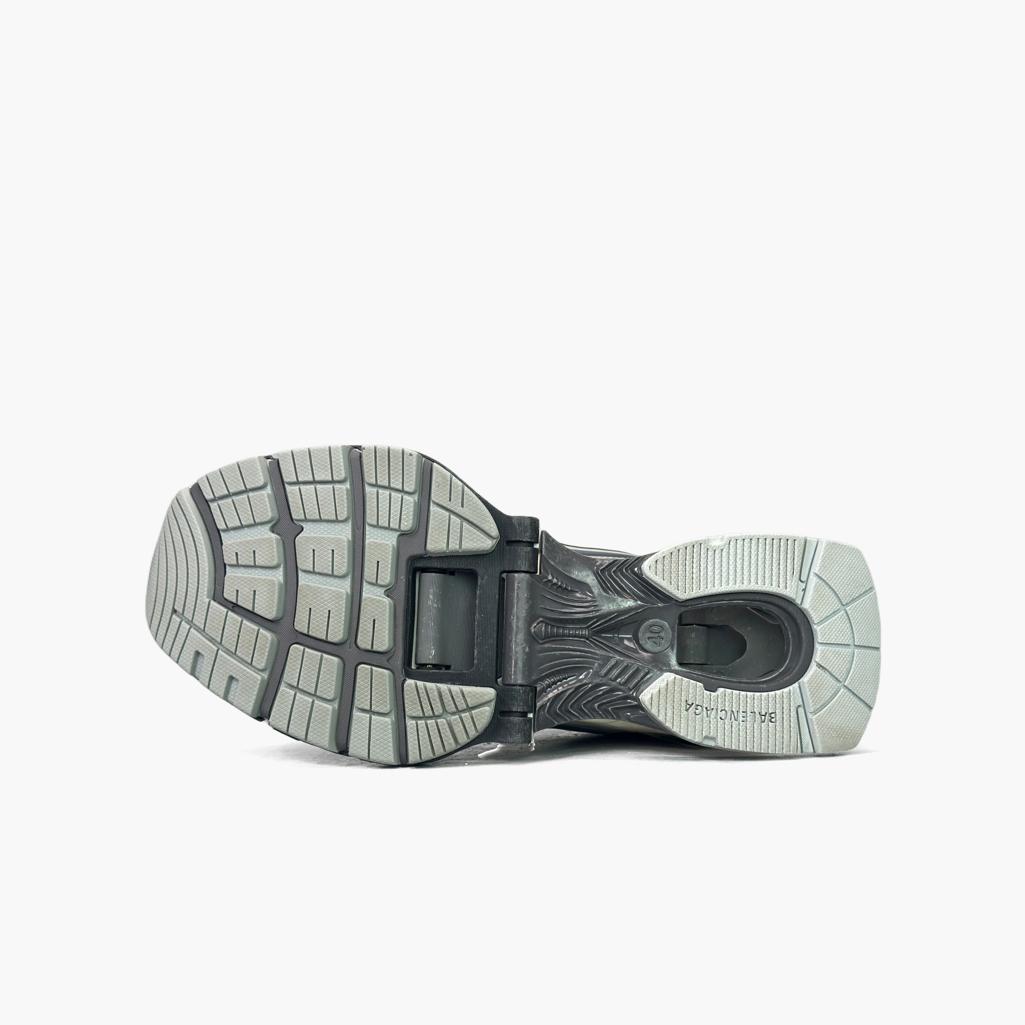 Balenciaga Balenciaga Grey Mesh X-Pander Sneakers 40 Size US 10 / IT 40 - 9 Thumbnail