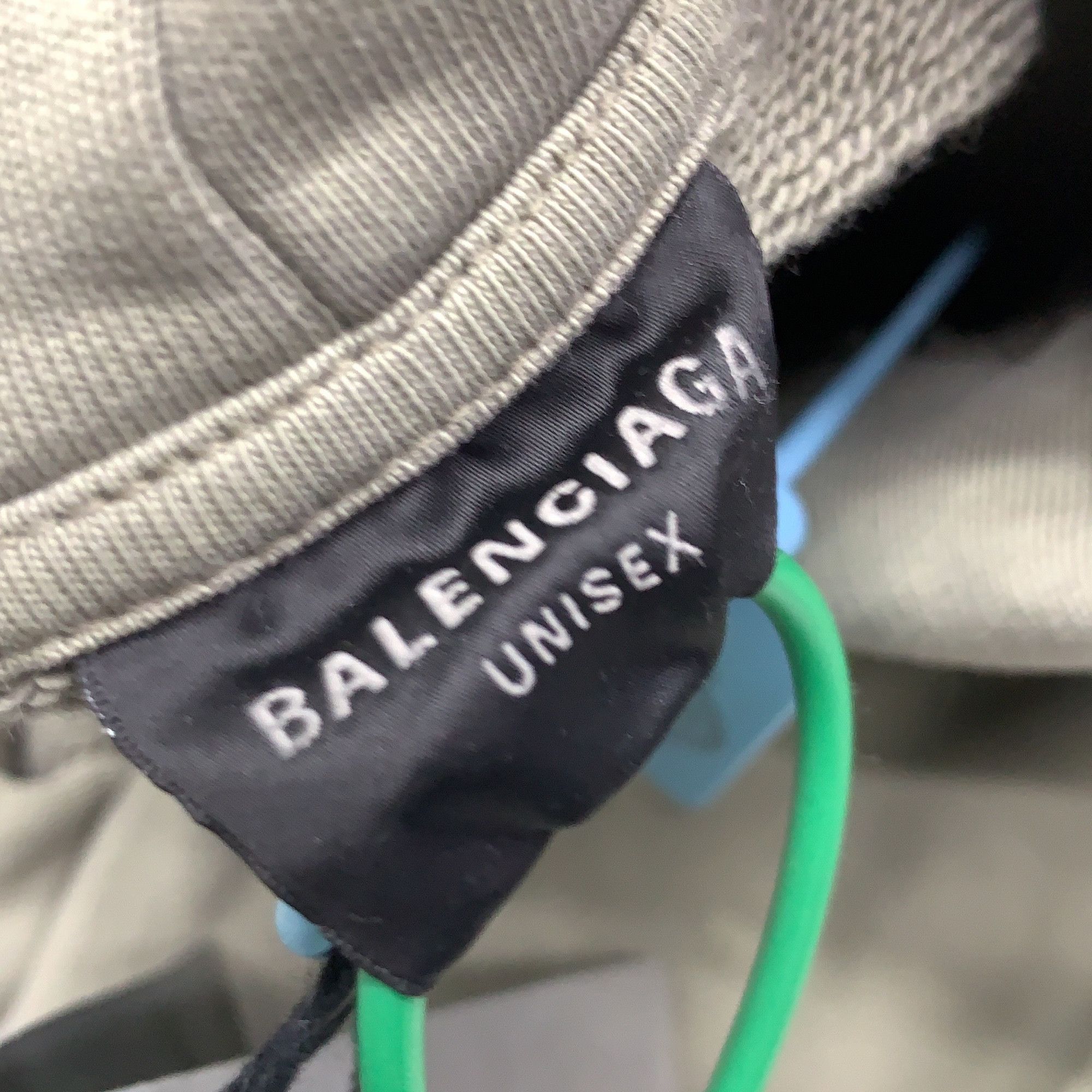 Balenciaga Balenciaga Distressed Tape Logo Hoodie XS Size US XS / EU 42 / 0 - 4 Thumbnail