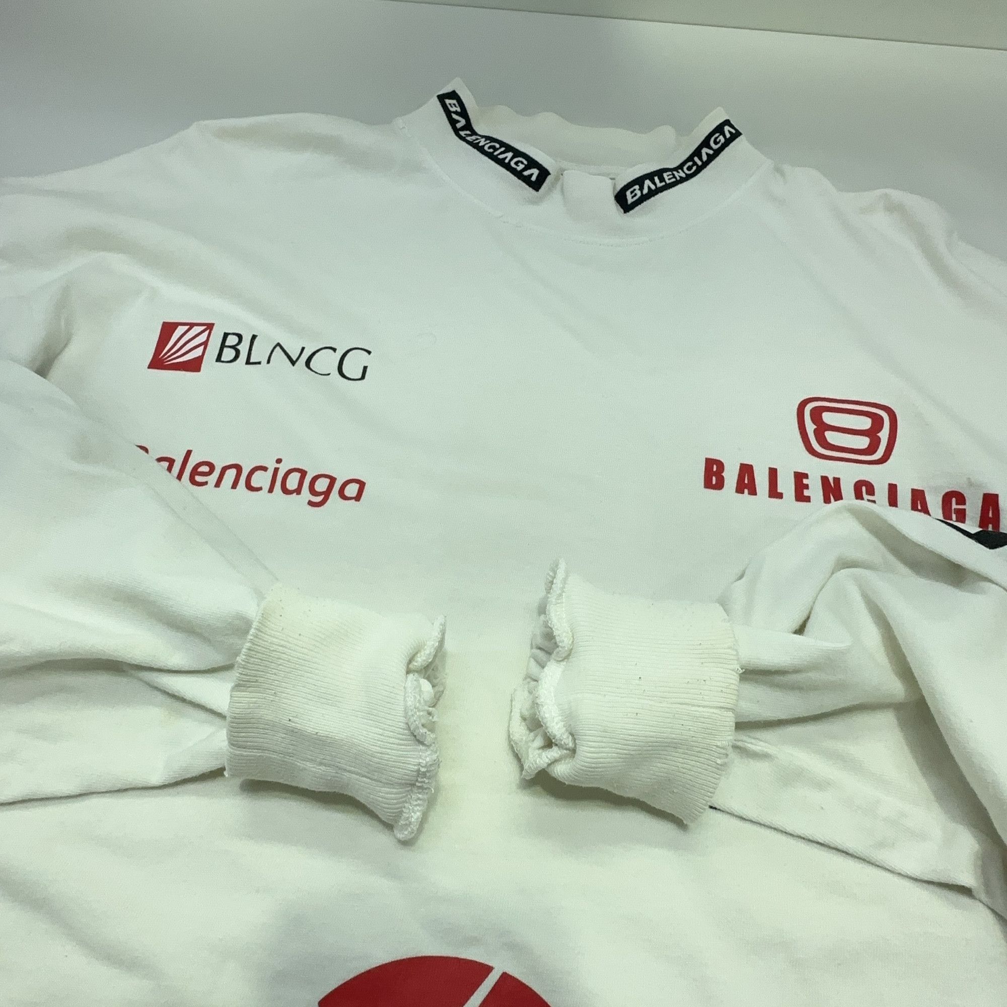 Balenciaga Balenciaga Logo Print Long Sleeve T-Shirt Size 1 Size US S / EU 44-46 / 1 - 12 Thumbnail