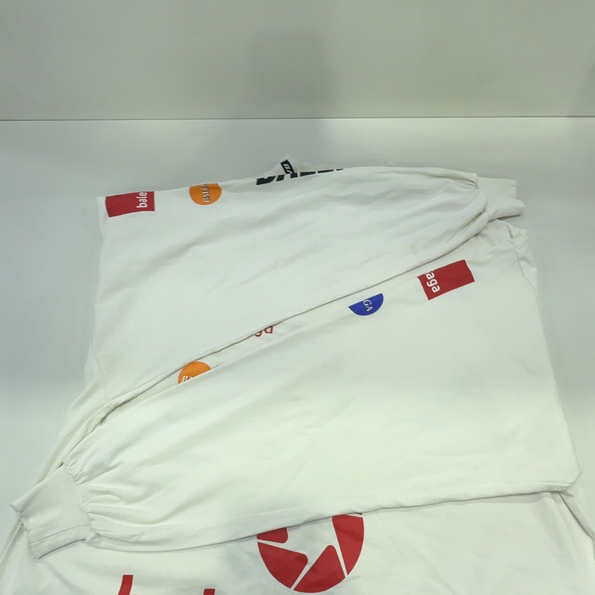 Balenciaga Balenciaga Logo Print Long Sleeve T-Shirt Size 1 Size US S / EU 44-46 / 1 - 11 Thumbnail