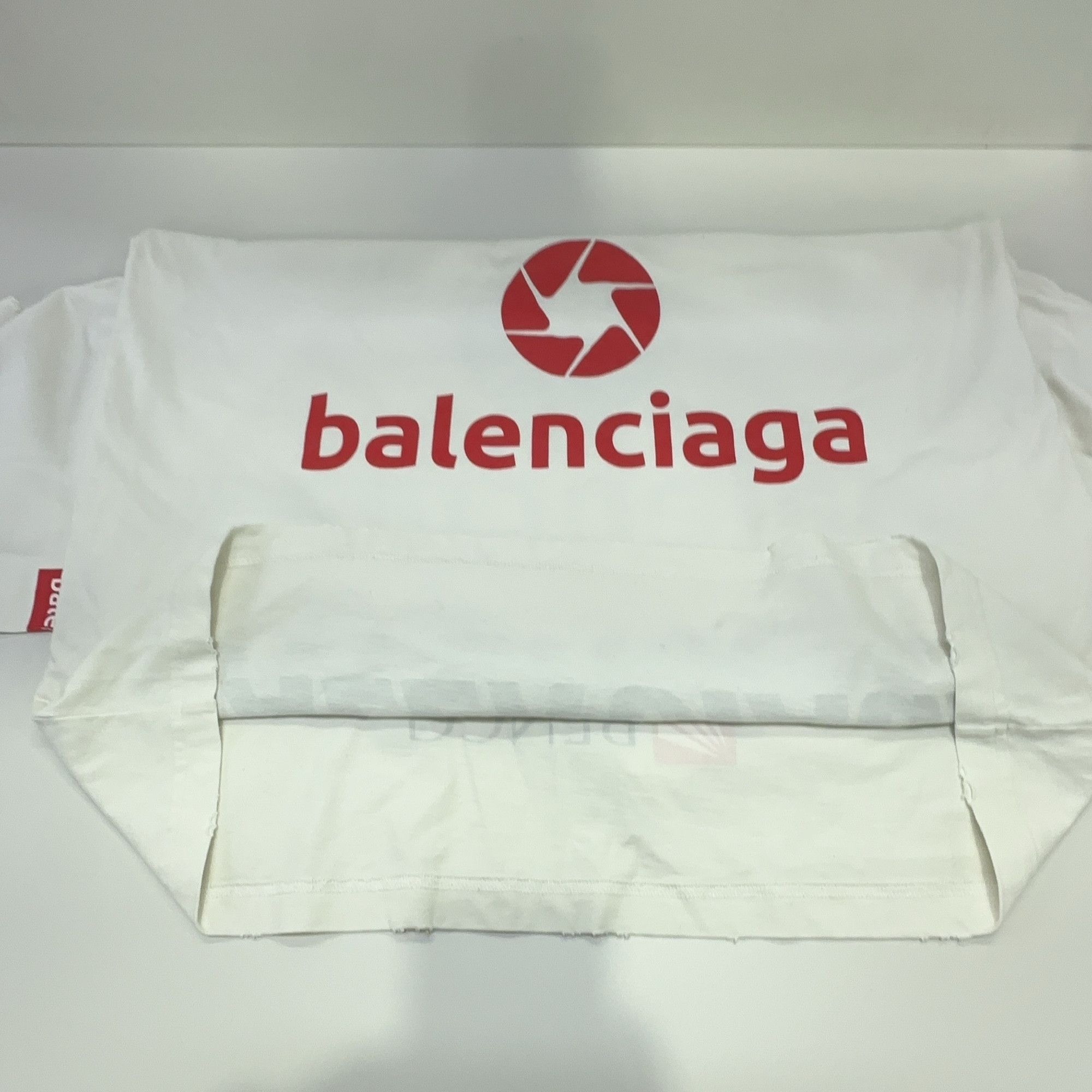 Balenciaga Balenciaga Logo Print Long Sleeve T-Shirt Size 1 Size US S / EU 44-46 / 1 - 10 Thumbnail