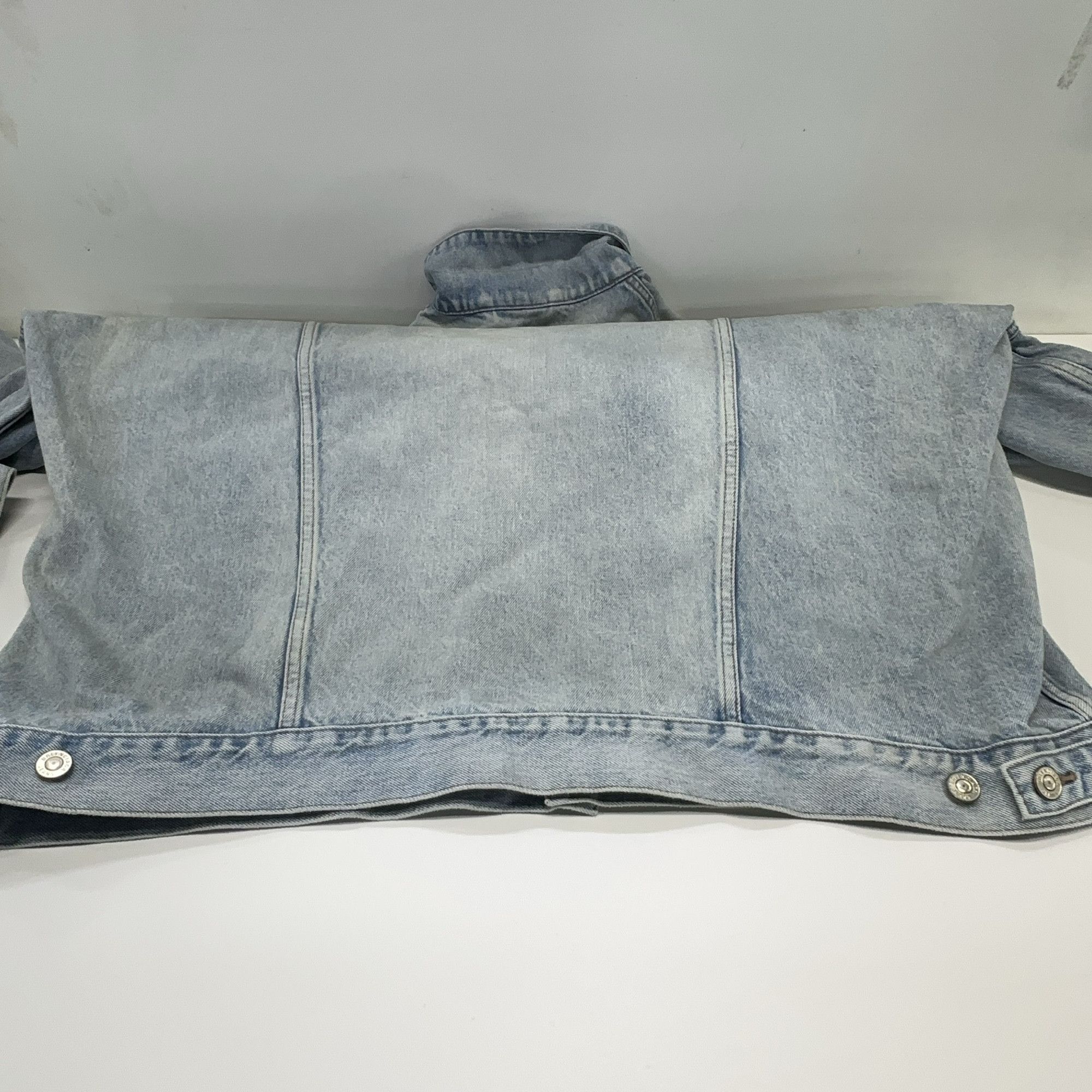 Balenciaga Balenciaga Washed Denim Jacket Size 3 Size US L / EU 52-54 / 3 - 15 Thumbnail