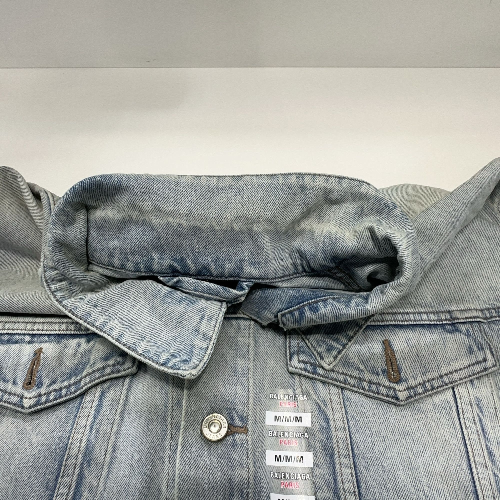 Balenciaga Balenciaga Washed Denim Jacket Size 3 Size US L / EU 52-54 / 3 - 7 Thumbnail