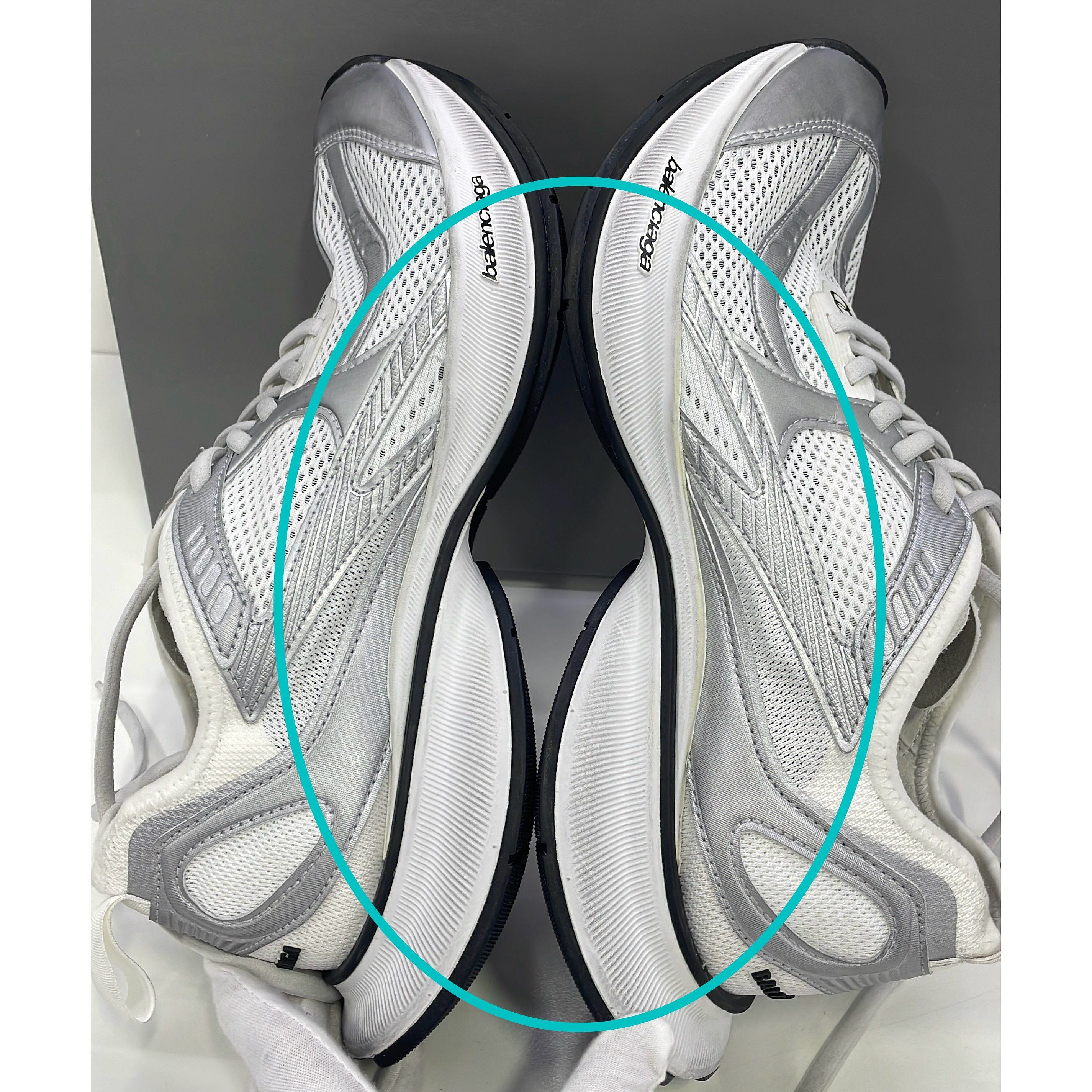 Balenciaga Balenciaga White Silver Circuit Sneakers 41 Size US 8 / EU 41 - 11 Thumbnail