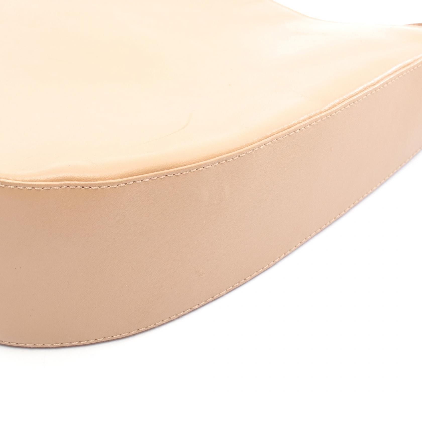Salvatore Ferragamo Salvatore Ferragamo Salvatore Ferragamo Gancini Leather Shoulder Bag Leather Shoulder Bag 218162 DUTY FREE for USA Size ONE SIZE - 6 Thumbnail