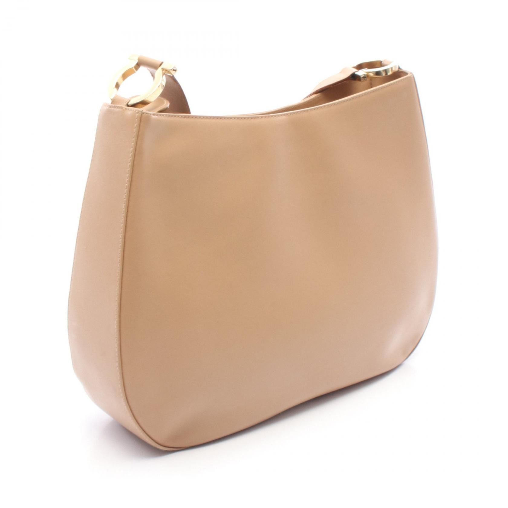Salvatore Ferragamo Salvatore Ferragamo Salvatore Ferragamo Gancini Leather Shoulder Bag Leather Shoulder Bag 218162 DUTY FREE for USA Size ONE SIZE - 2 Thumbnail