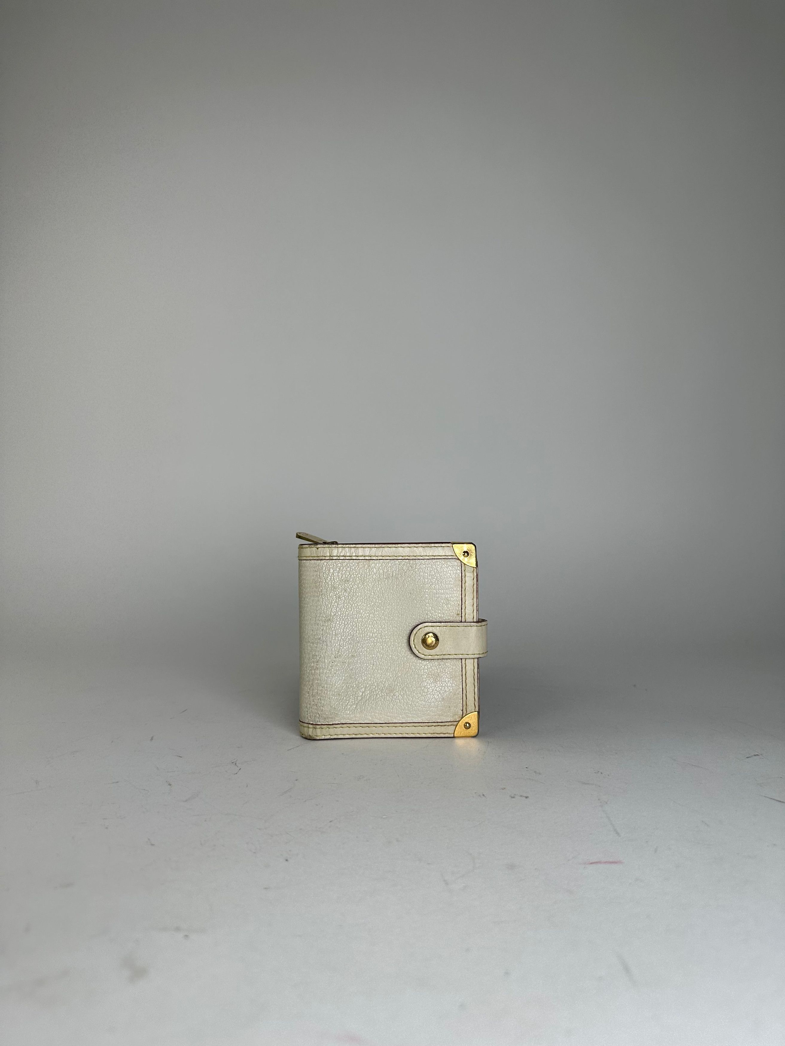 Louis Vuitton Vintage Suhali Compact Wallet Cream Goat Leather Size ONE SIZE - 11 Thumbnail