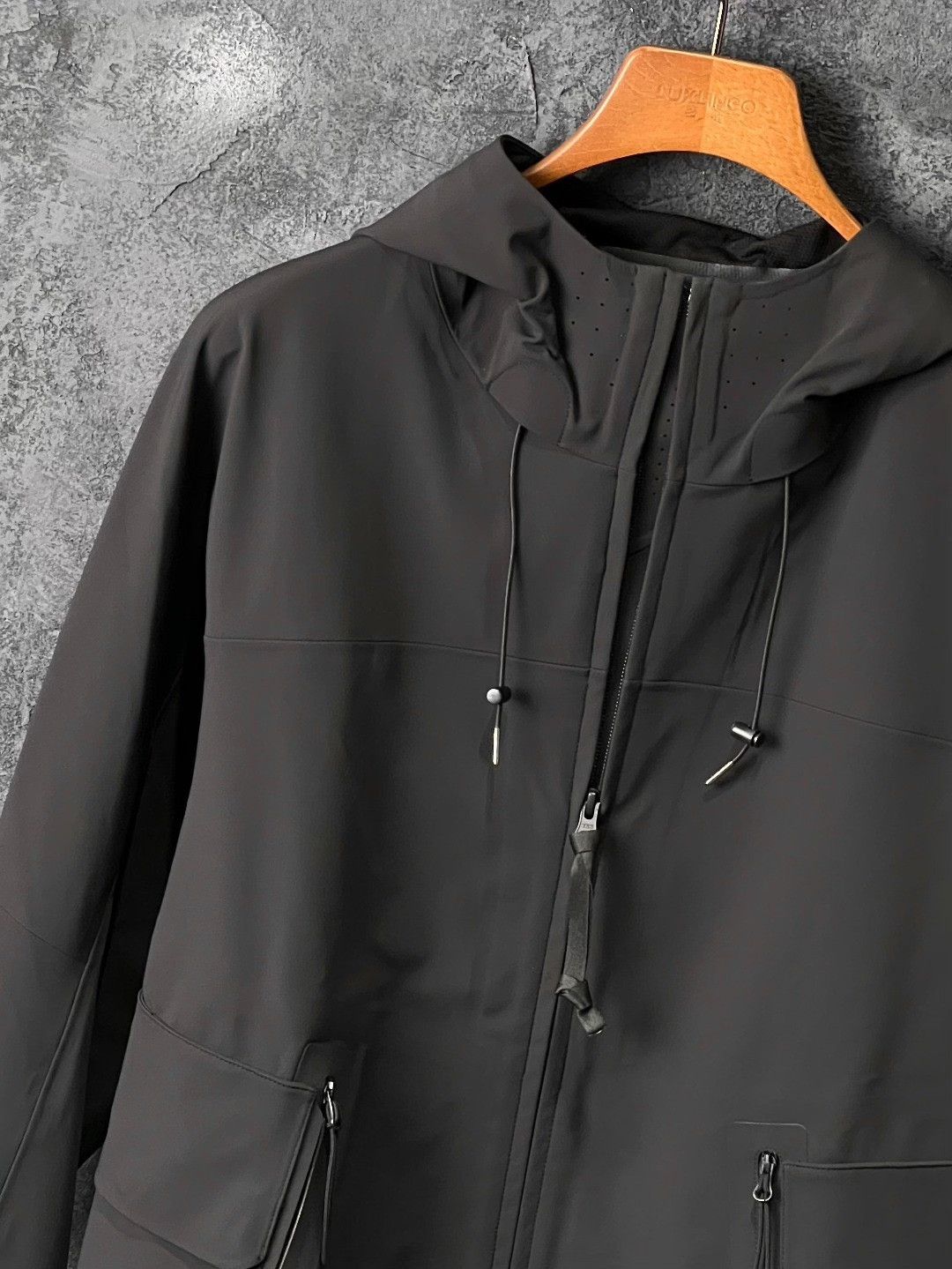C.P. Company C.P. Company Black Light Jacket m Men Size US M / EU 48-50 / 2 - 4 Thumbnail