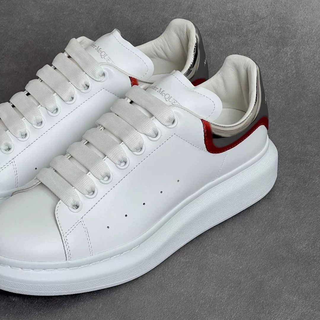 Alexander McQueen Alexander McQueen Casual Silver Lowtop Sneakers 10 Men Size US 10 / EU 43 - 2 Thumbnail