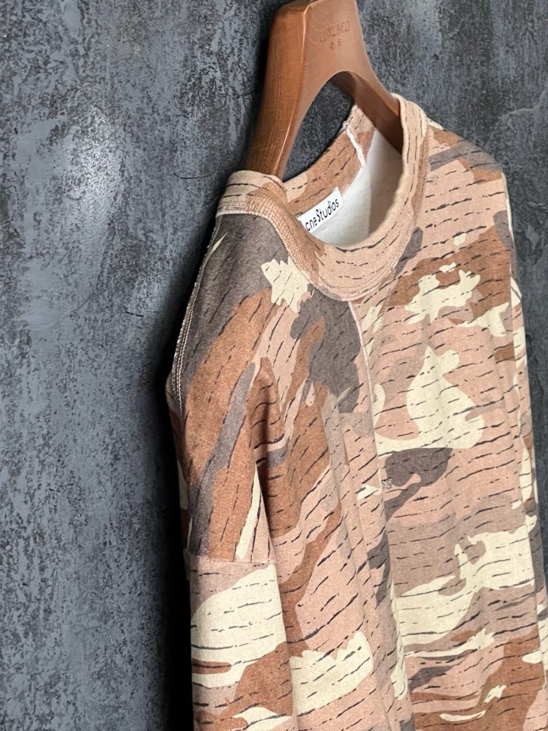 Acne Studios Acne Studios Cotton Camo T-Shirt m Men Size US M / EU 48-50 / 2 - 5 Thumbnail