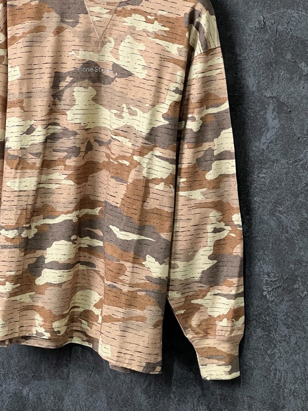 Acne Studios Acne Studios Cotton Camo T-Shirt m Men Size US M / EU 48-50 / 2 - 6 Thumbnail