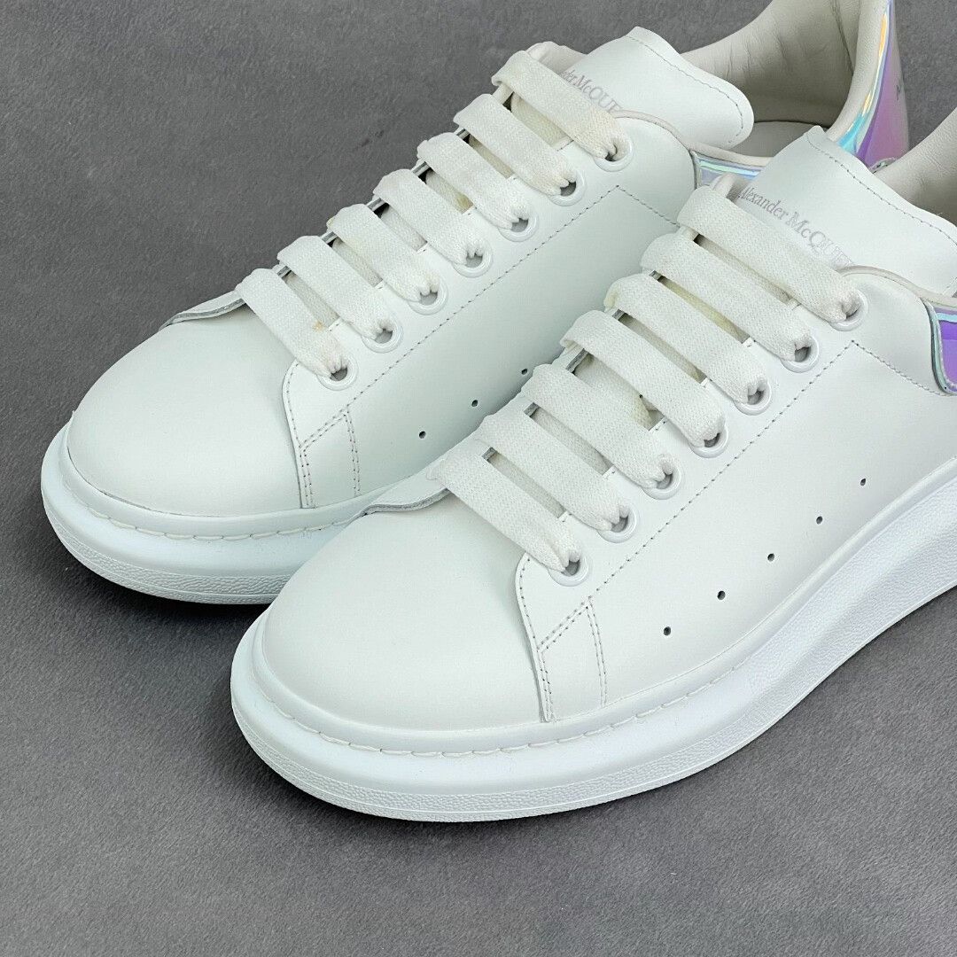 Alexander McQueen Alexander McQueen Leather White Lowtop Sneakers 7 Men Size US 7 / EU 40 - 3 Thumbnail