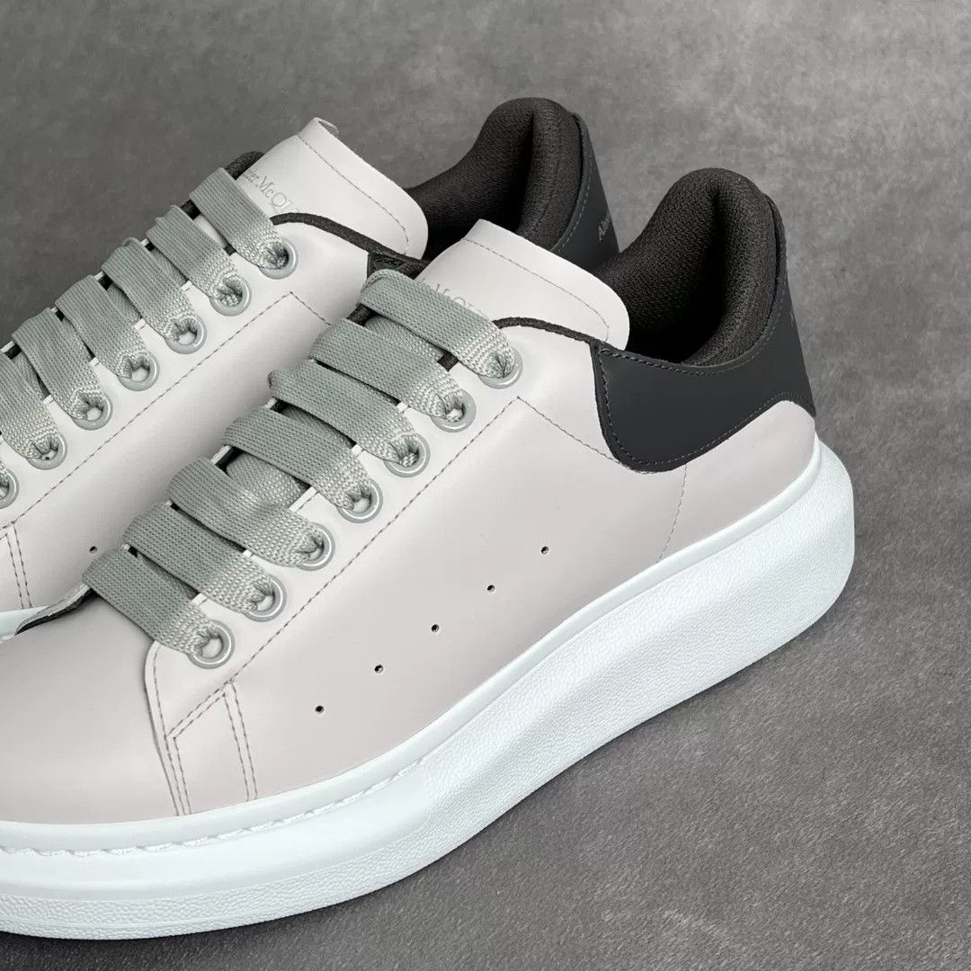Alexander McQueen Alexander McQueen Leather Gray Lowtop Sneakers 11 Men Size US 11 / EU 44 - 3 Thumbnail