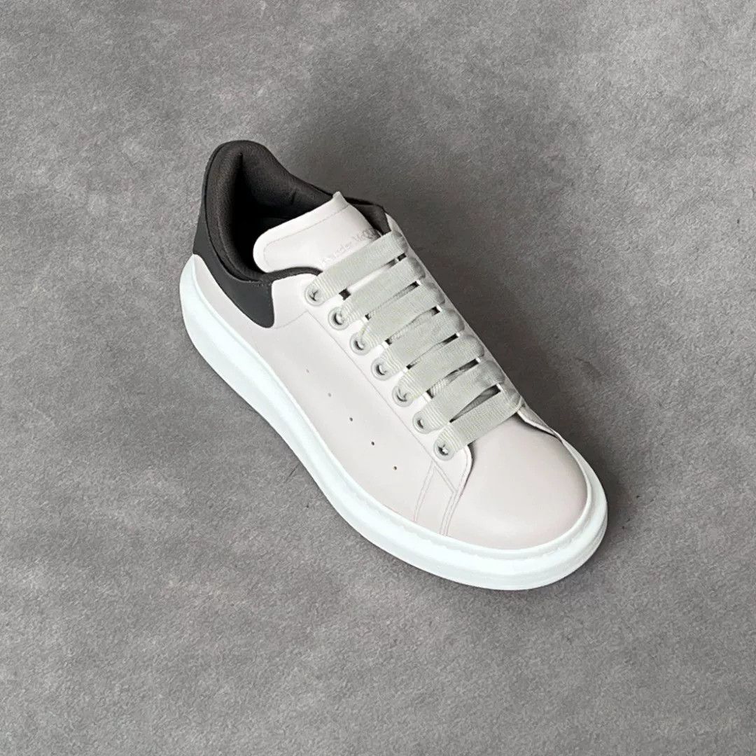 Alexander McQueen Alexander McQueen Leather Gray Lowtop Sneakers 11 Men Size US 11 / EU 44 - 5 Thumbnail