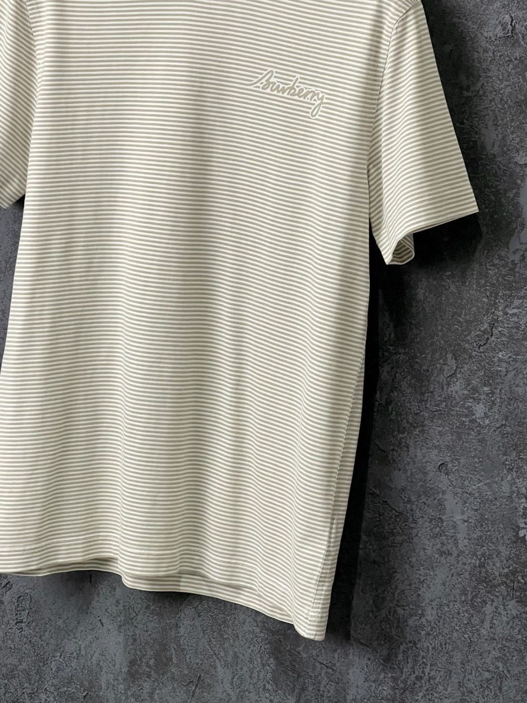 Burberry Burberry Cotton Striped Beige T-Shirt m Men Size US M / EU 48-50 / 2 - 6 Thumbnail