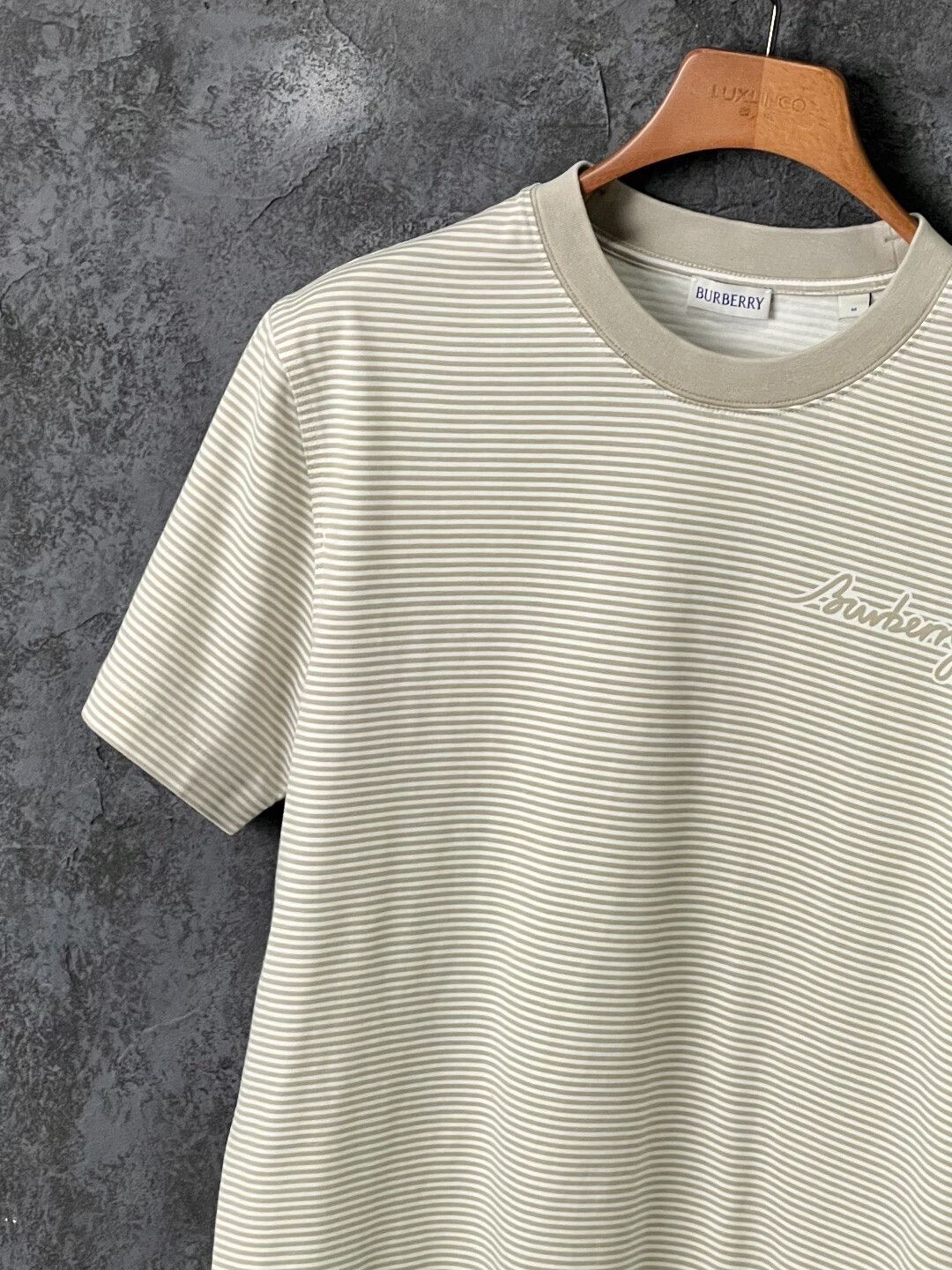 Burberry Burberry Cotton Striped Beige T-Shirt m Men Size US M / EU 48-50 / 2 - 4 Thumbnail