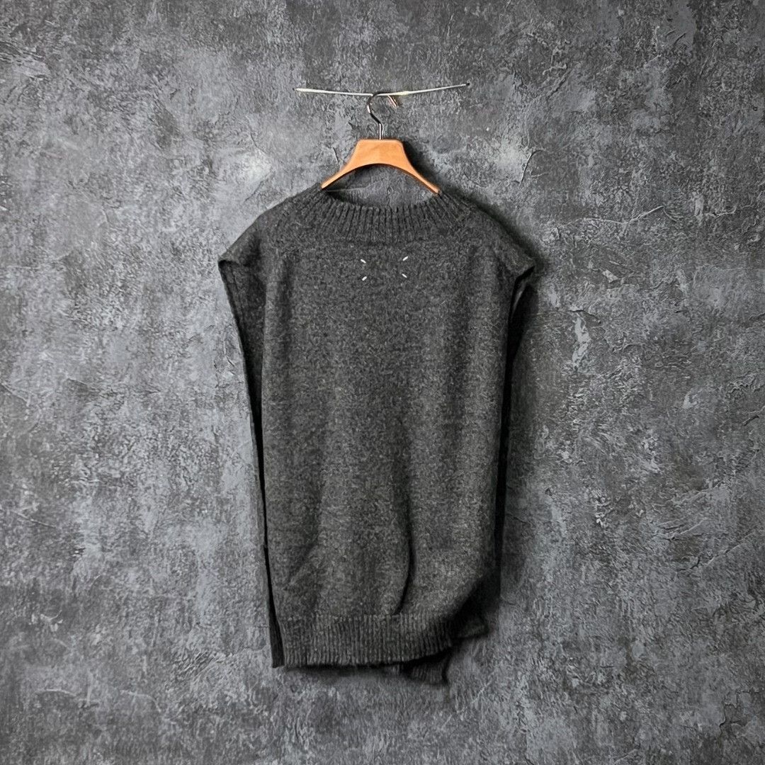 Maison Margiela Maison Margiela Knit Gray Tank Top m Men Size US M / EU 48-50 / 2 - 2 Thumbnail