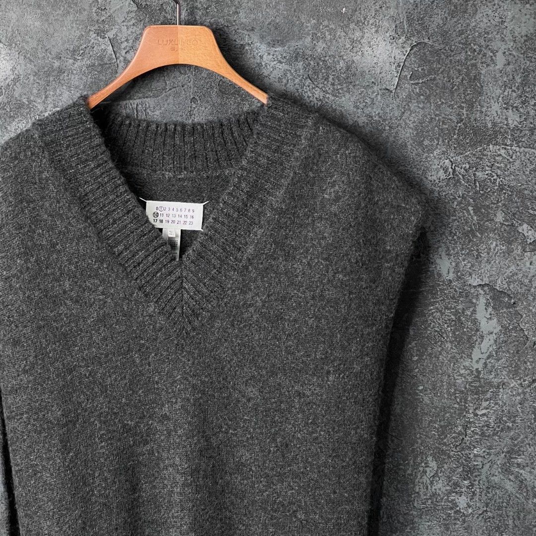 Maison Margiela Maison Margiela Knit Gray Tank Top m Men Size US M / EU 48-50 / 2 - 3 Thumbnail