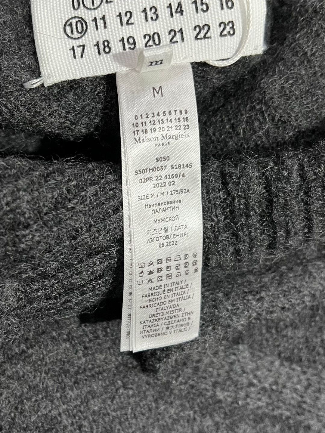 Maison Margiela Maison Margiela Knit Gray Tank Top m Men Size US M / EU 48-50 / 2 - 7 Thumbnail