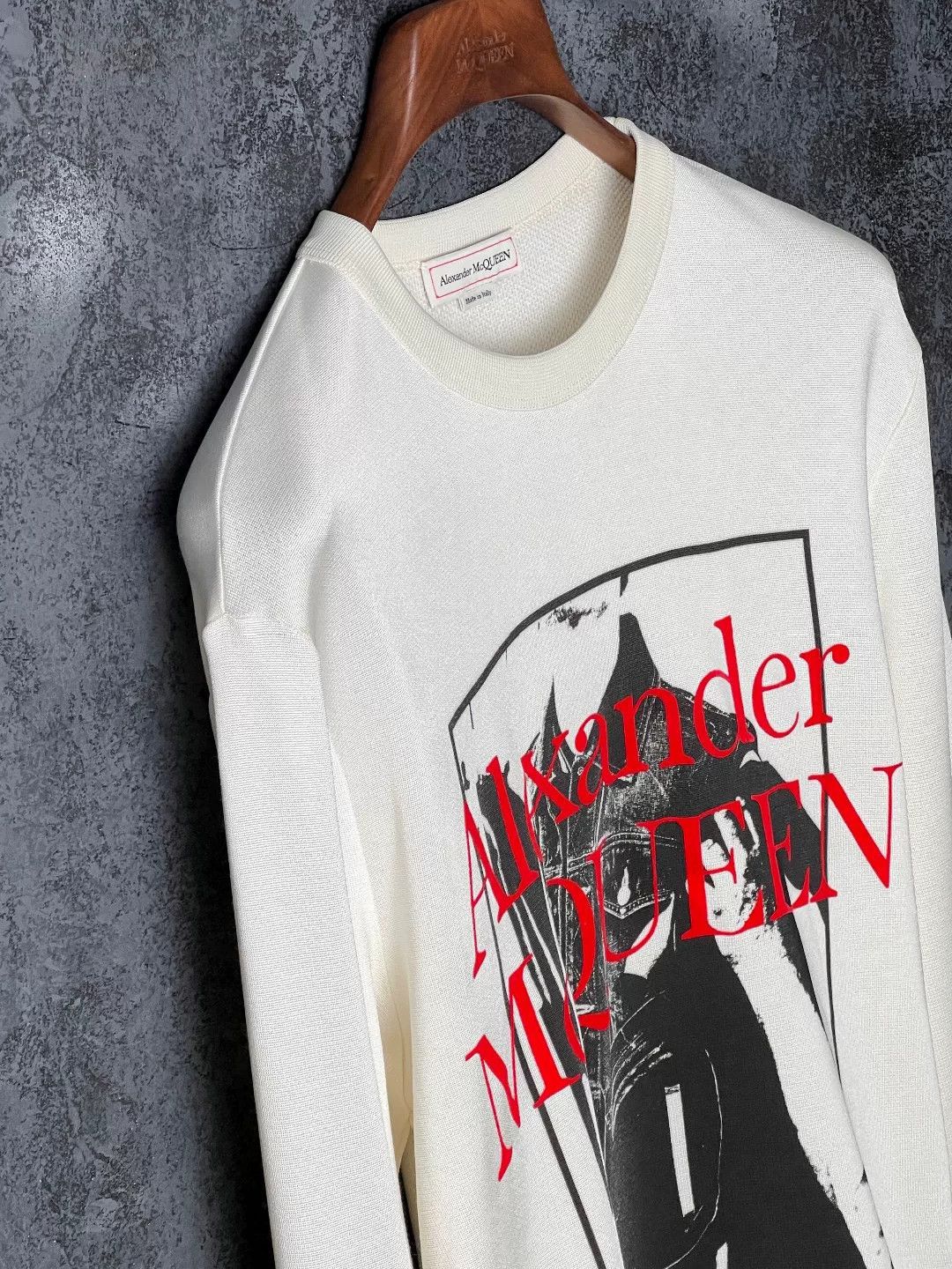 Alexander McQueen Alexander McQueen Printed White Hoodie l Men Size US L / EU 52-54 / 3 - 5 Thumbnail