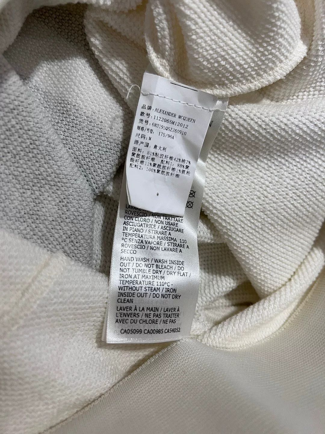 Alexander McQueen Alexander McQueen Printed White Hoodie l Men Size US L / EU 52-54 / 3 - 7 Thumbnail