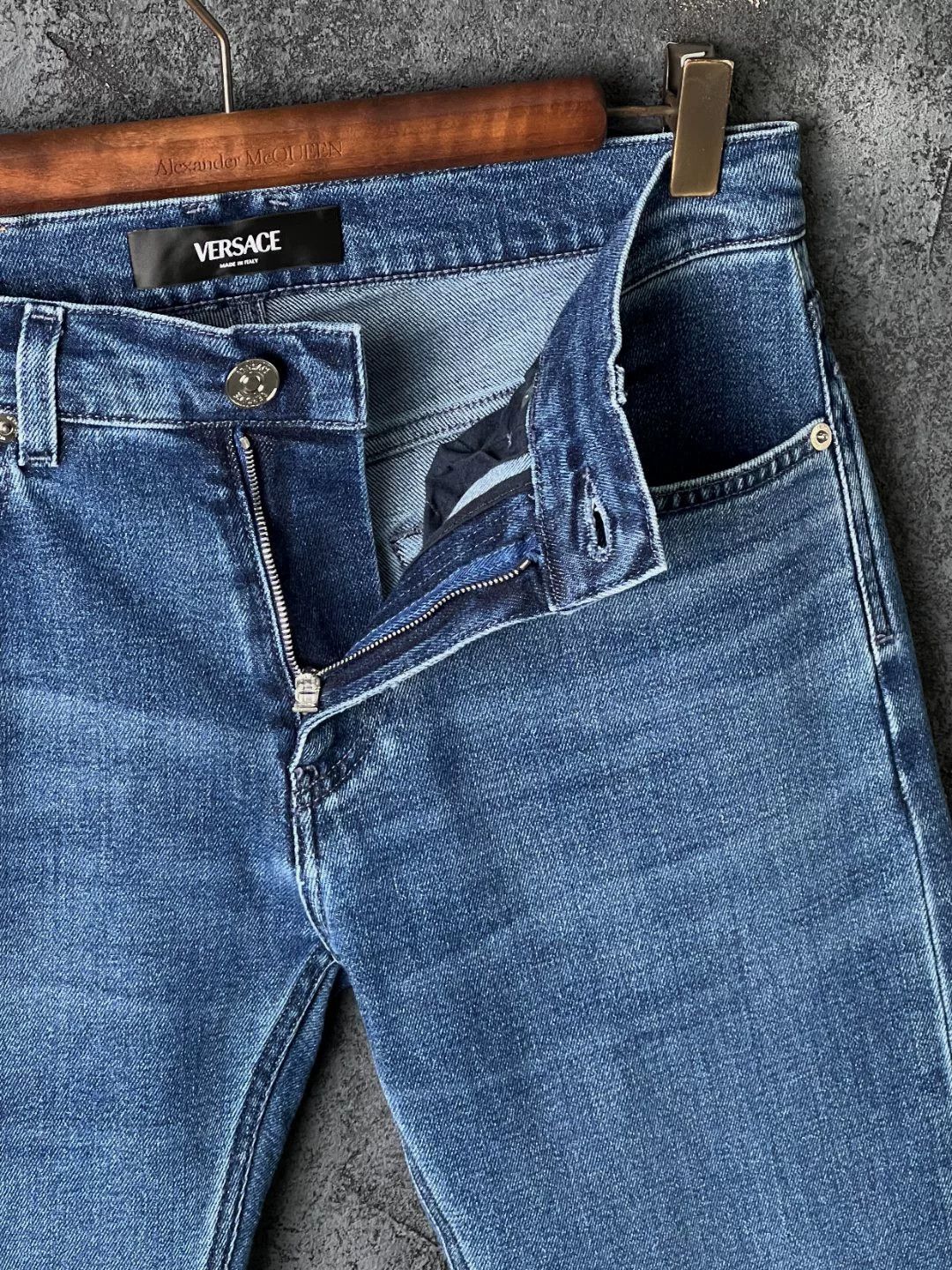 Versace Versace Denim Embroidered Blue Denim Jeans 30 Men Size US 30 / EU 46 - 4 Thumbnail