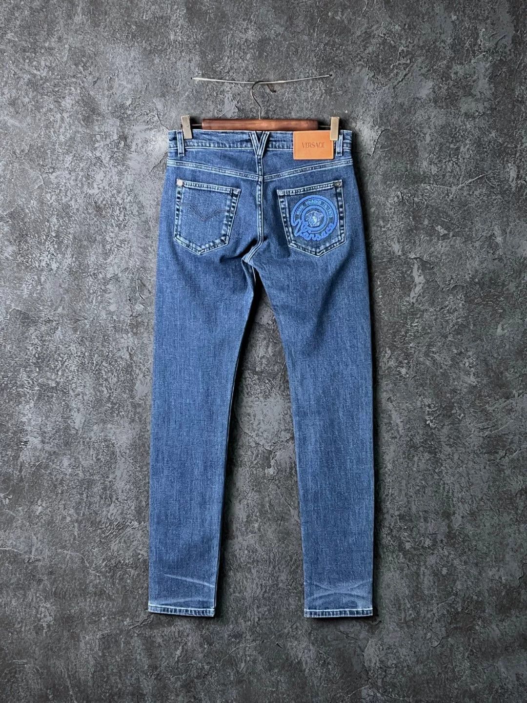 Versace Versace Denim Embroidered Blue Denim Jeans 30 Men Size US 30 / EU 46 - 2 Thumbnail