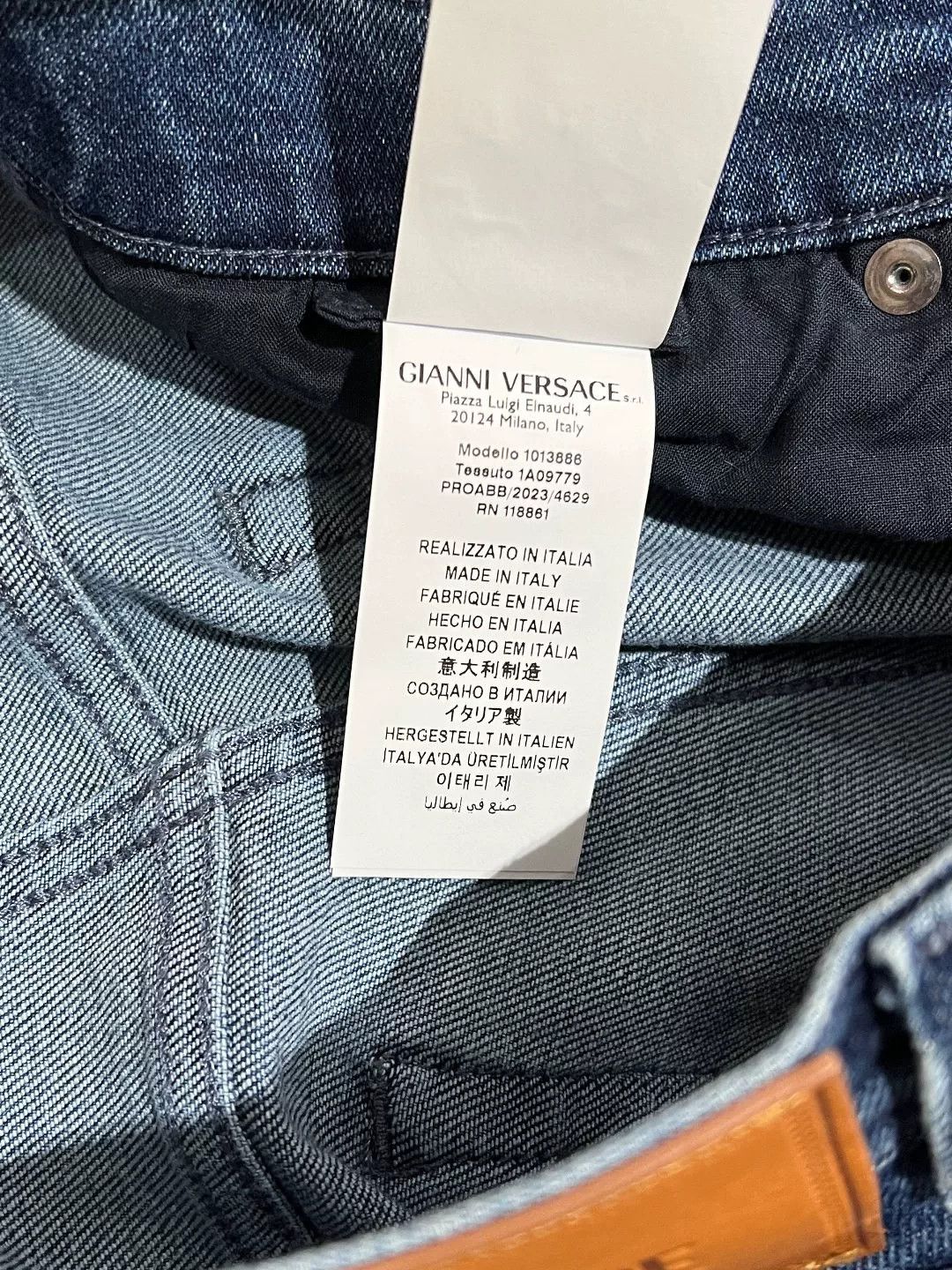 Versace Versace Denim Embroidered Blue Denim Jeans 30 Men Size US 30 / EU 46 - 8 Thumbnail