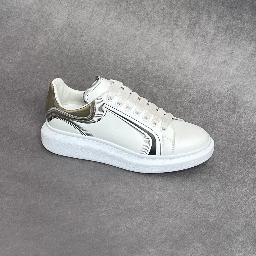 Alexander McQueen Alexander McQueen Casual Gold Lowtop Sneakers 10 Men Size US 10 / EU 43 - 4 Thumbnail