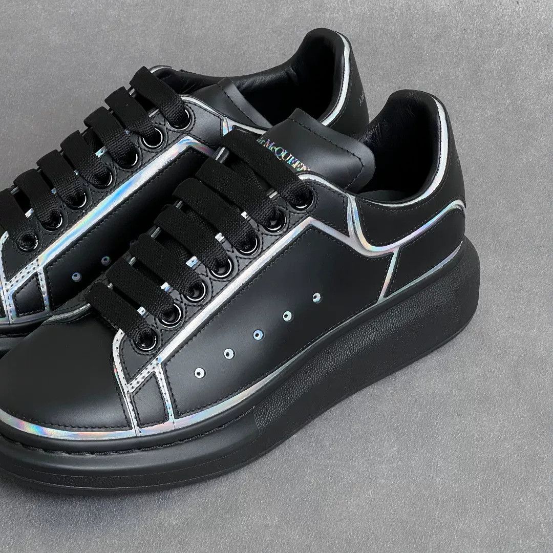 Alexander McQueen Alexander McQueen Leather Black Lowtop Sneakers 7.5 Men Size US 7.5 / EU 40-41 - 2 Thumbnail