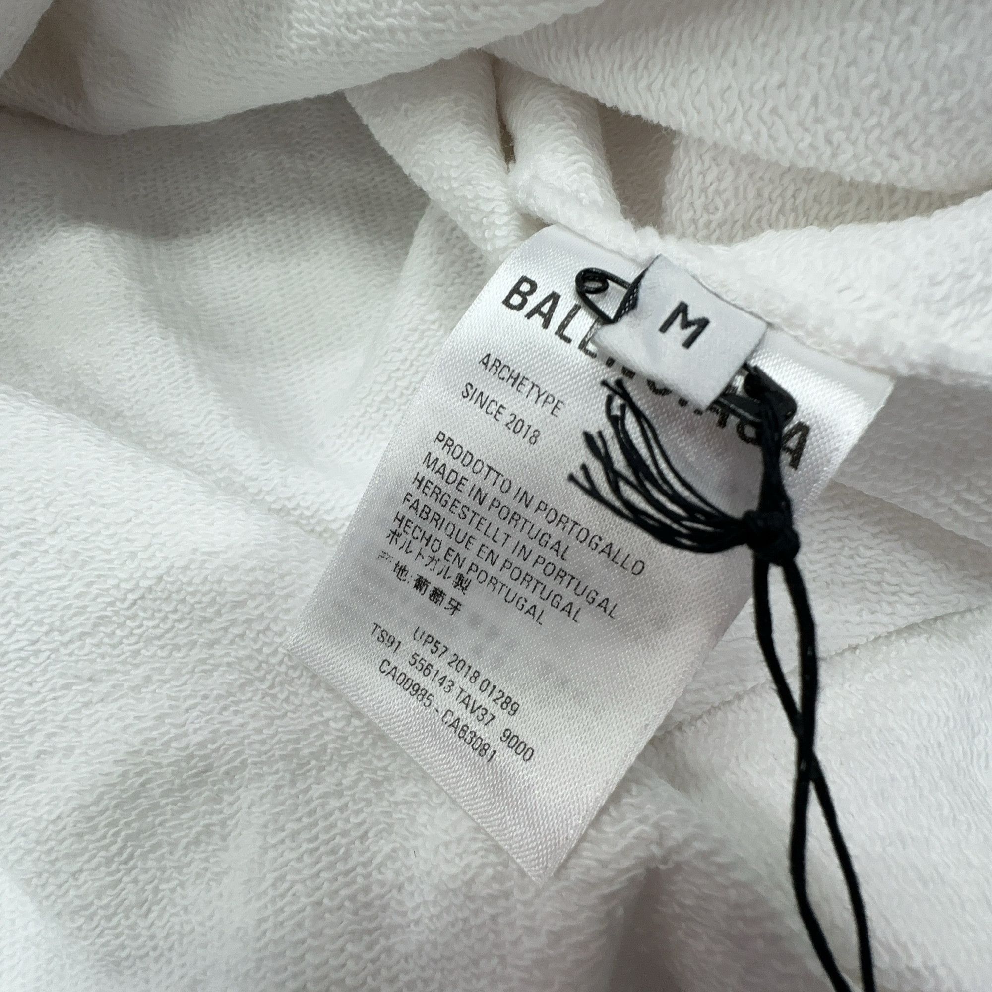 Balenciaga Balenciaga Back Logo Hoodie Size M Size US M / EU 48-50 / 2 - 4 Thumbnail