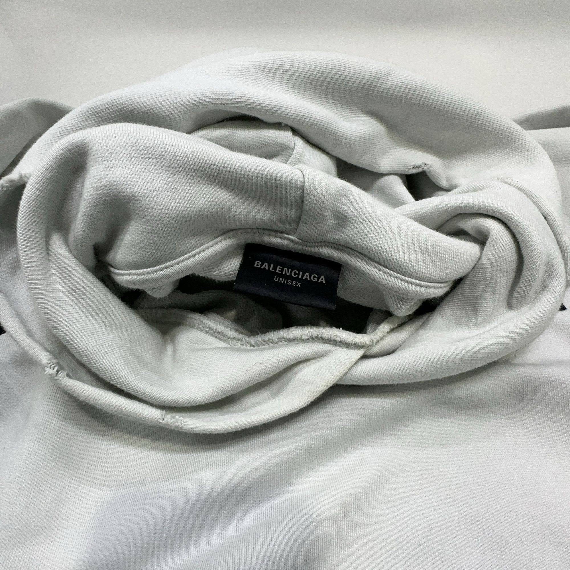 Balenciaga Balenciaga Distressed Logo Hoodie Size 1 Size US S / EU 44-46 / 1 - 7 Thumbnail