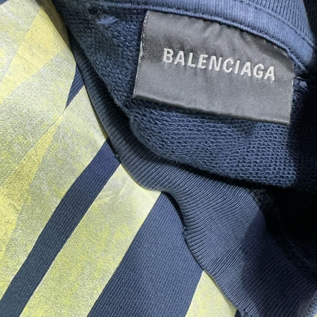 Balenciaga Balenciaga Tape Logo Sweatshirt Size 3 Size US L / EU 52-54 / 3 - 7 Thumbnail