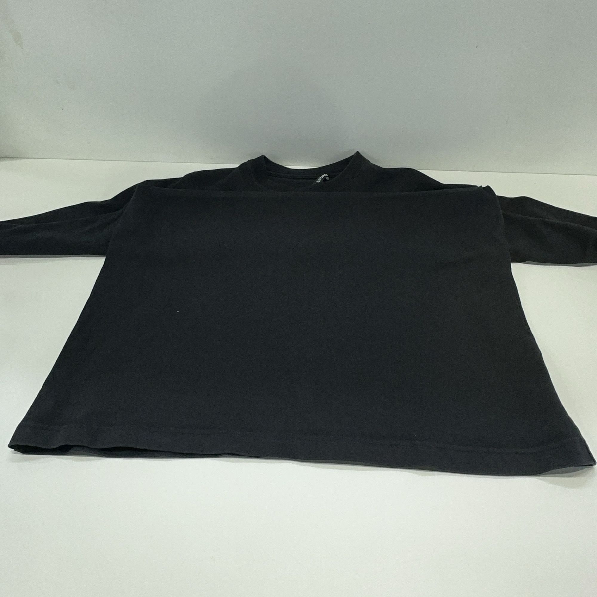Balenciaga Balenciaga Circular Logo T-Shirt XXS Size US XXS / EU 40 - 8 Thumbnail