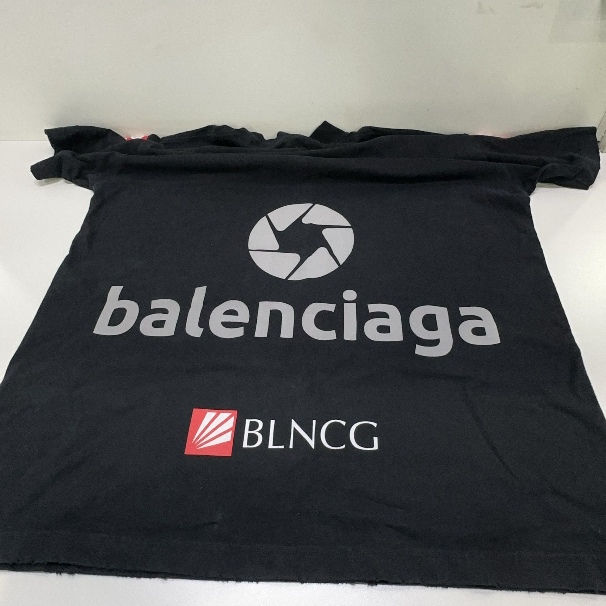 Balenciaga Balenciaga SS23 Top League Logo T-Shirt Size 1 Size US S / EU 44-46 / 1 - 15 Thumbnail