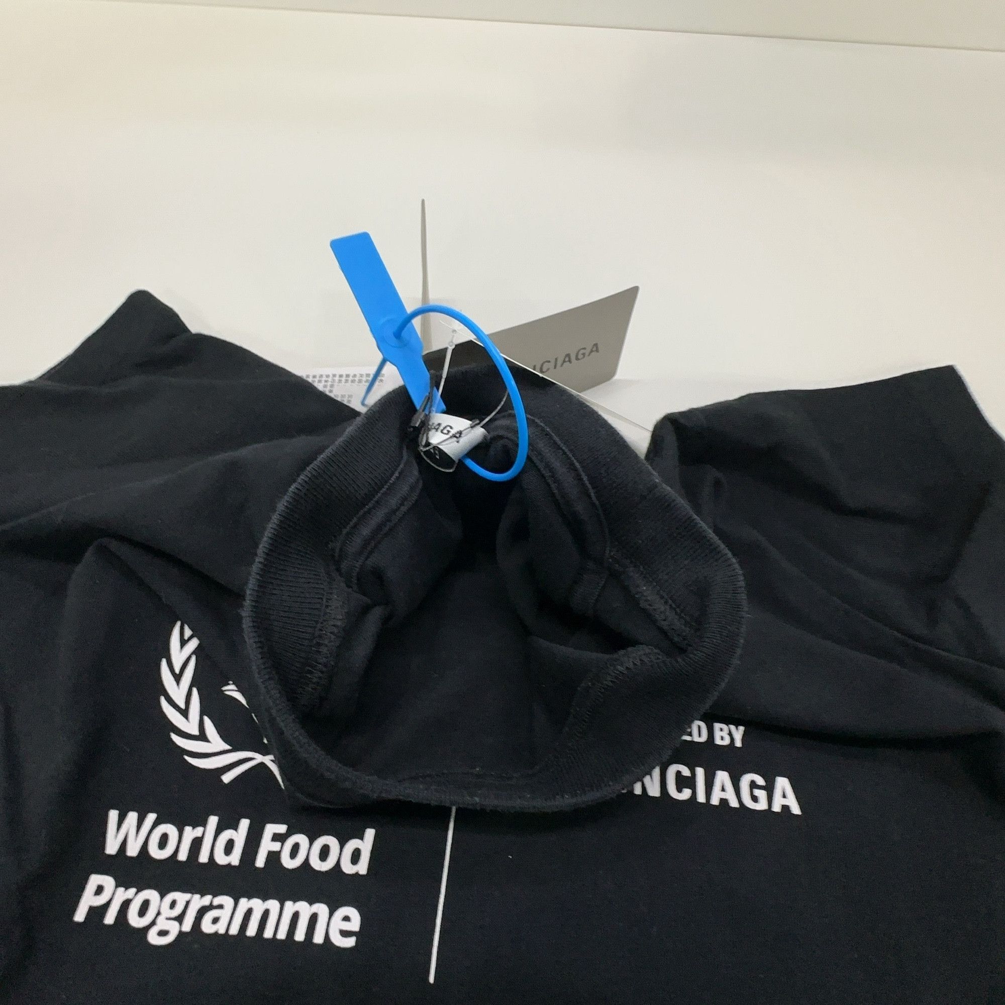 Balenciaga Balenciaga WFP Logo Short Sleeve T-Shirt S Size US S / EU 44-46 / 1 - 8 Thumbnail