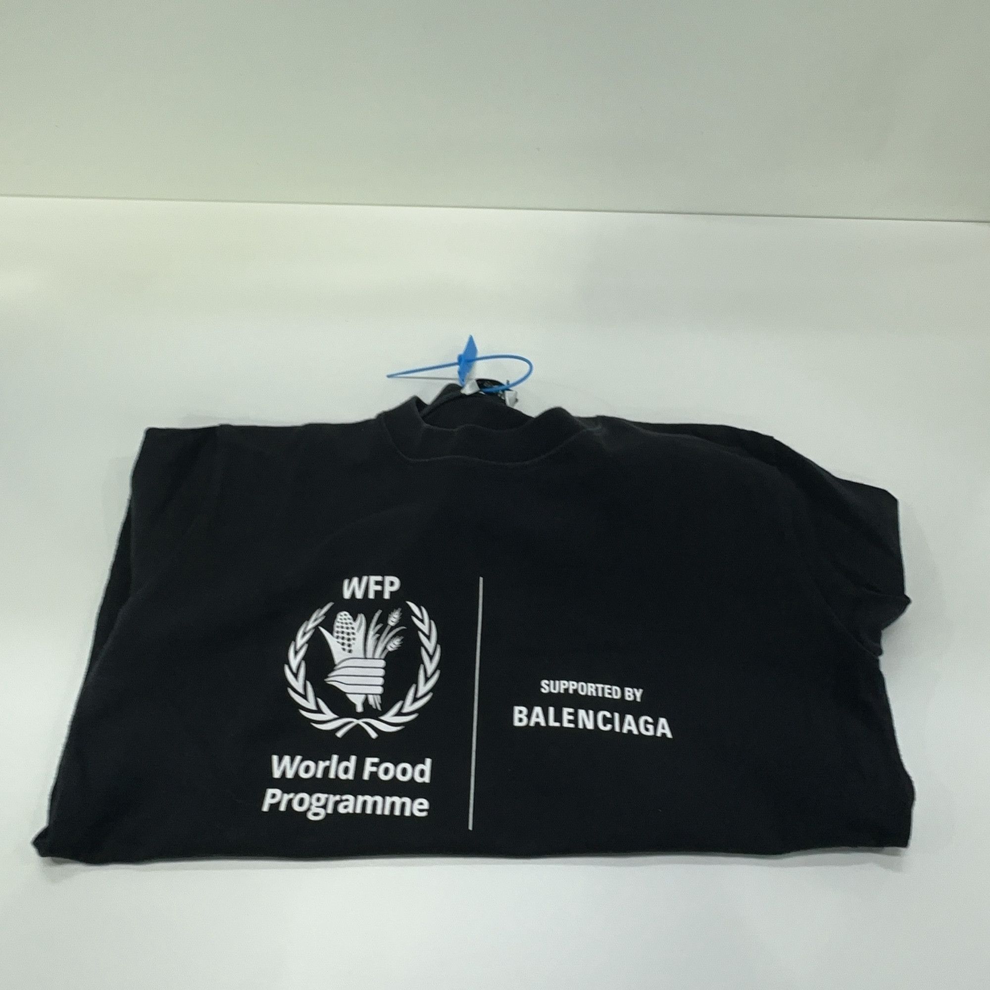 Balenciaga Balenciaga WFP Logo Short Sleeve T-Shirt S Size US S / EU 44-46 / 1 - 13 Thumbnail