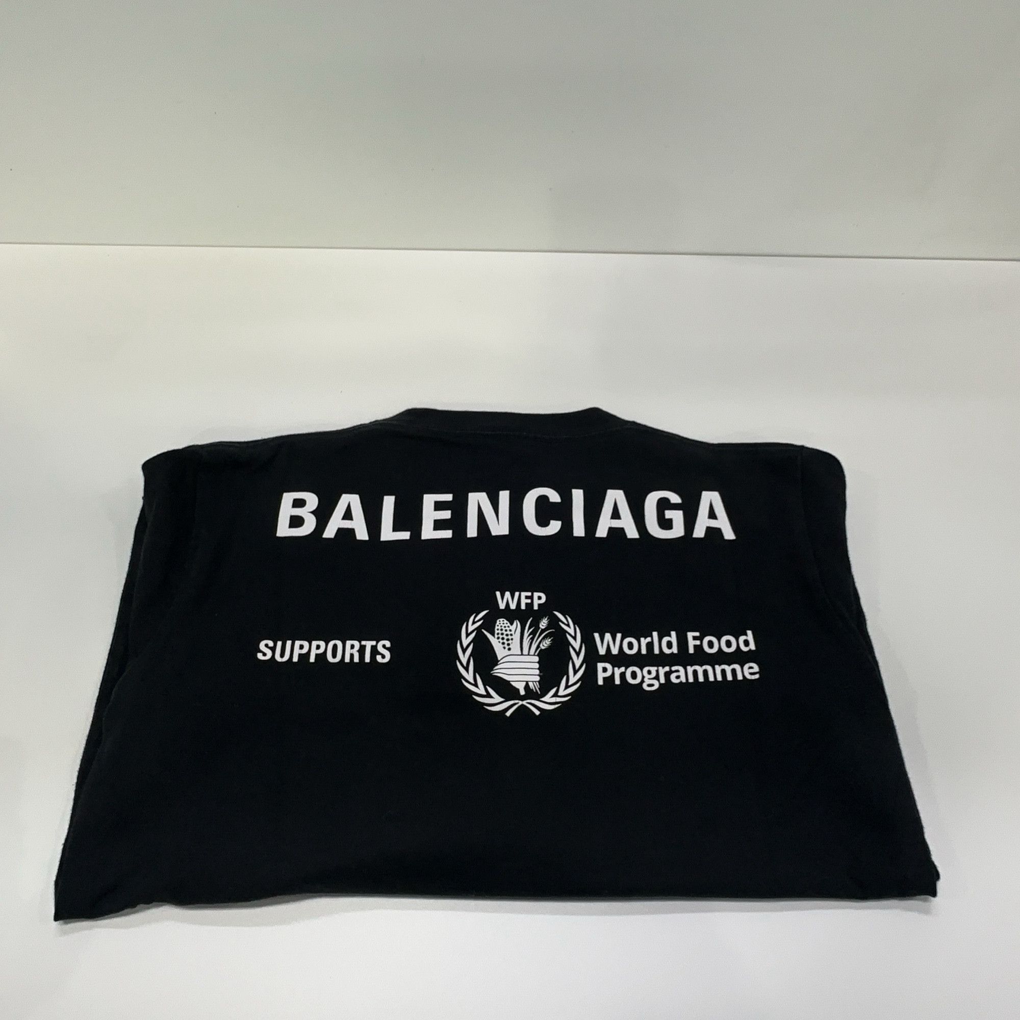 Balenciaga Balenciaga WFP Logo Short Sleeve T-Shirt S Size US S / EU 44-46 / 1 - 15 Thumbnail